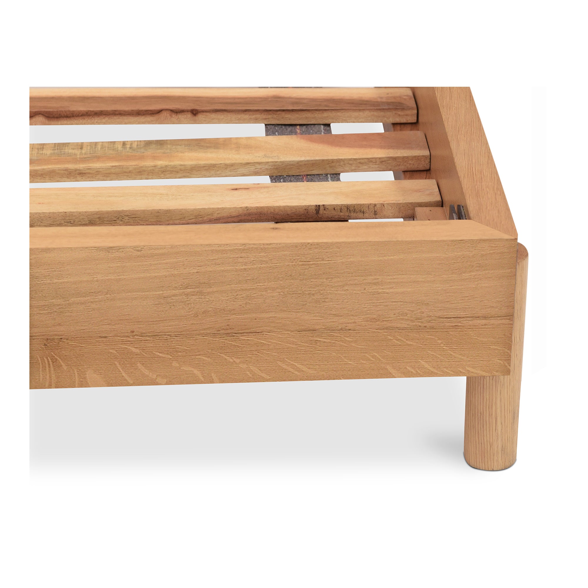 Moes Misaki Queen Bed Natural GZ-1160-24-0