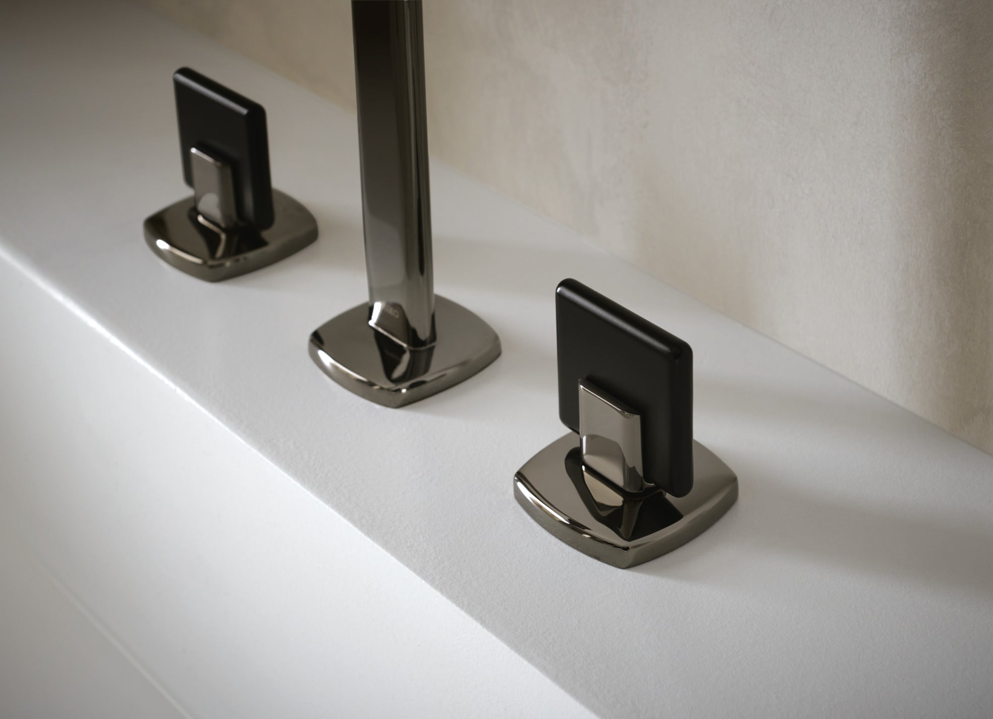 Brizo Allaria® Widespread Lavatory Knob Handle Kit