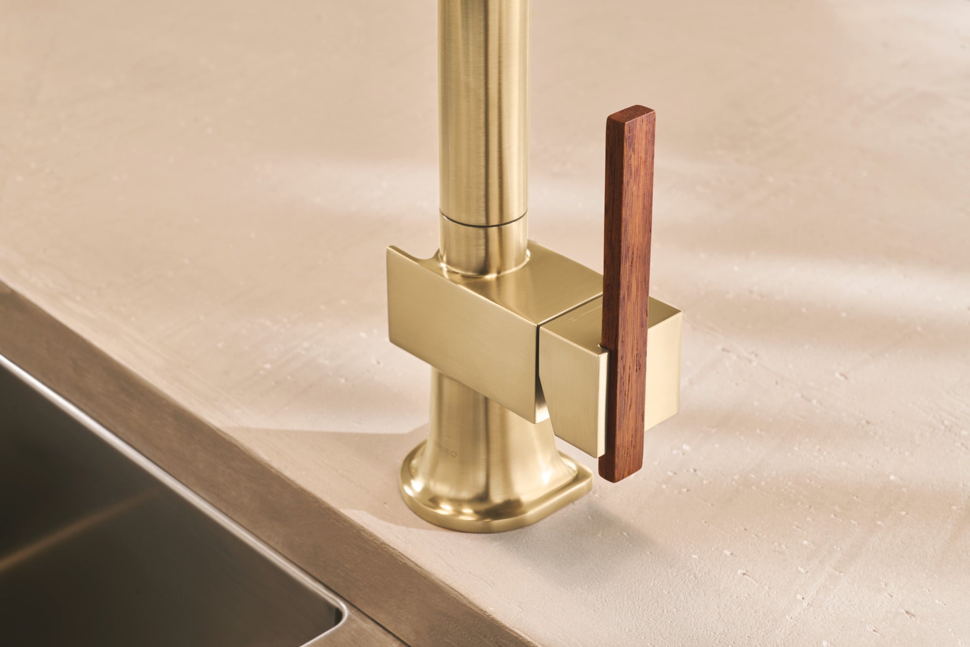 Brizo Frank Lloyd Wright® Pull-Down Kitchen Faucet Offset Wood Lever Handle Kit?