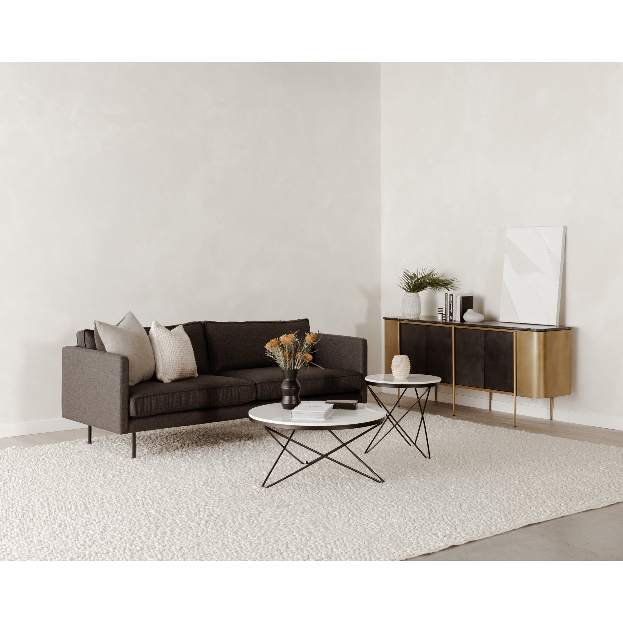 Moes Haley Side Table Black IK-1001-02
