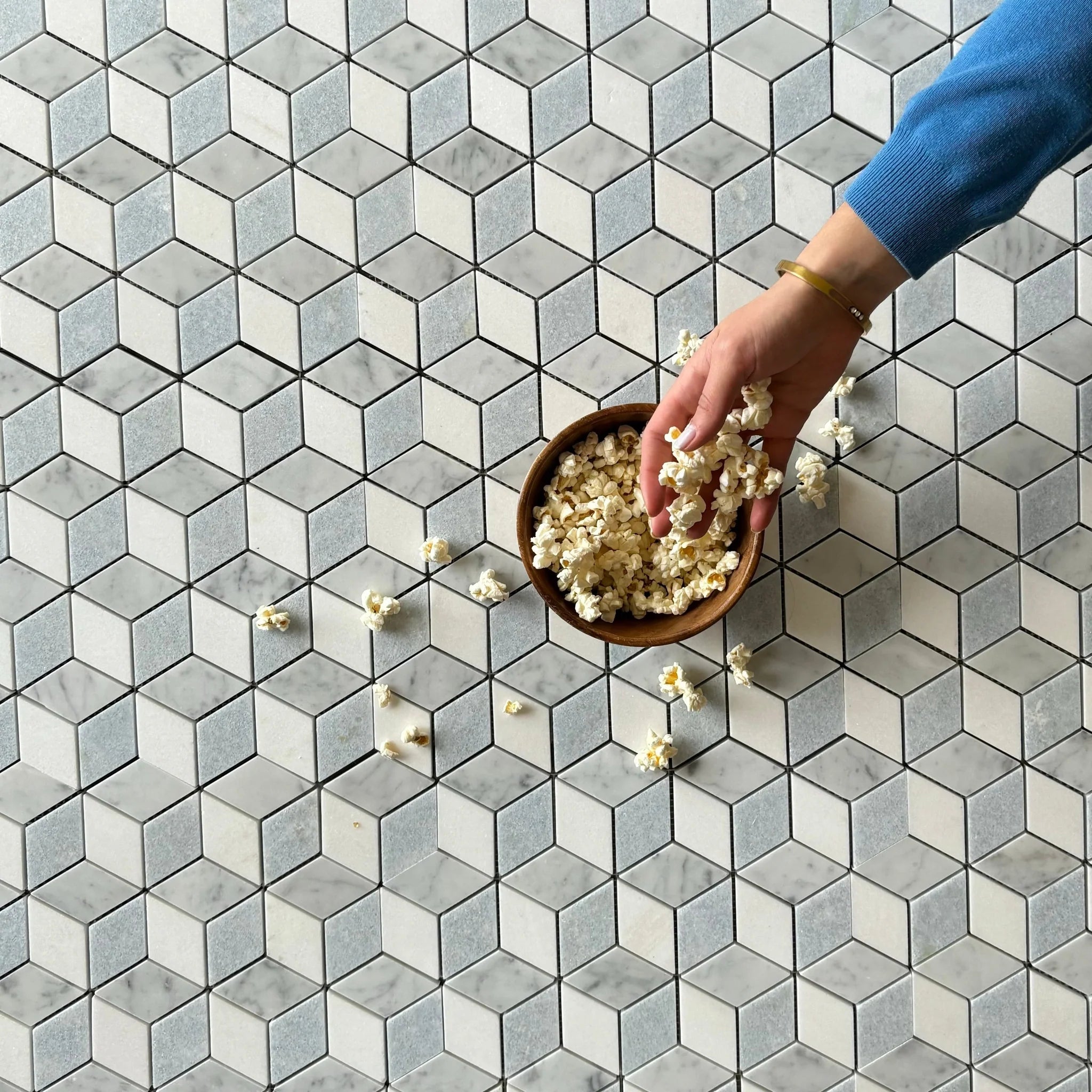 RHOMBUS THASSOS & WHITE CARRARA & BLUE CELESTE MARBLE MOSAIC POLISHED