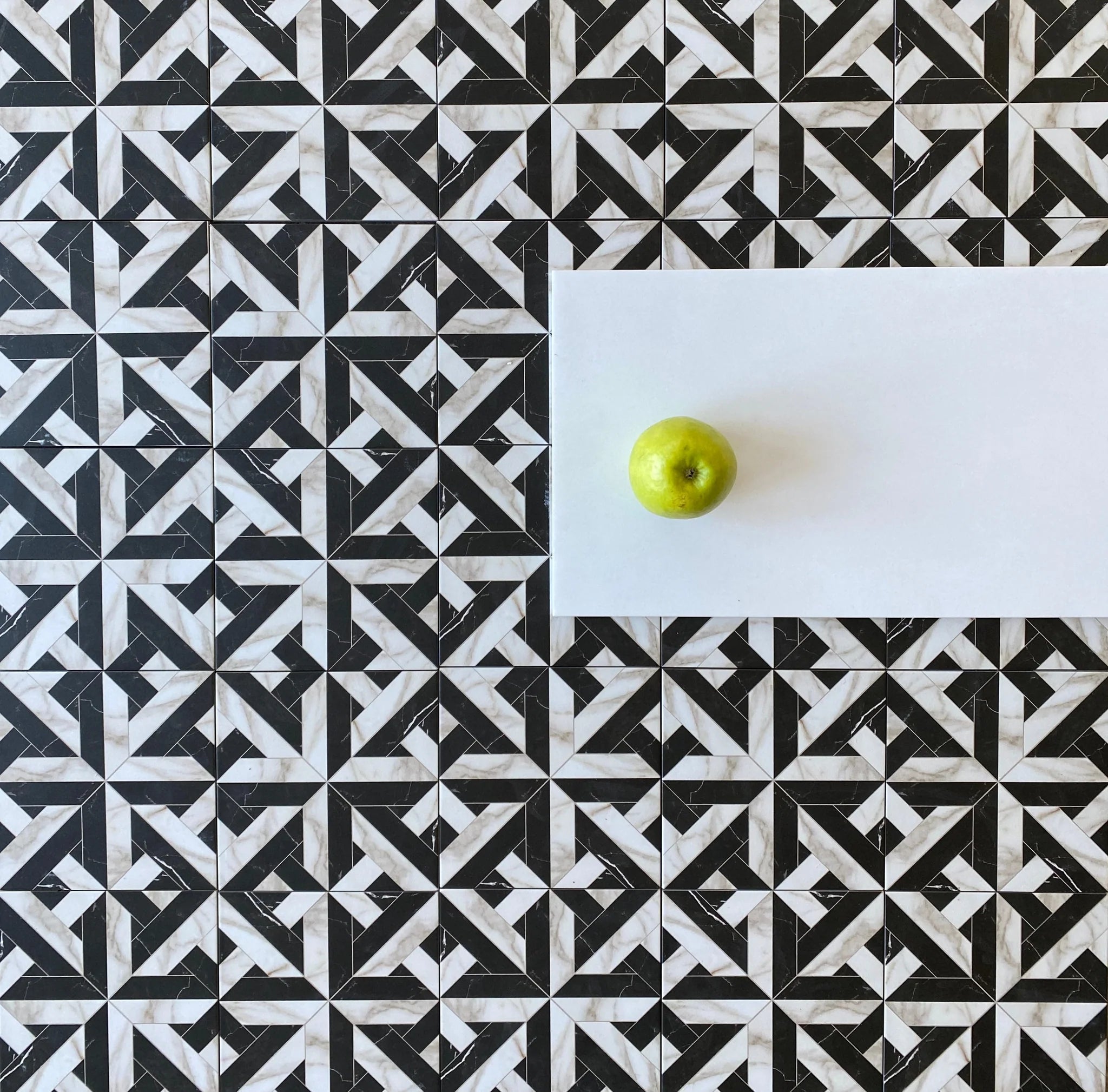 PORCELAIN TILE MARBLE STAR MATT 8X8