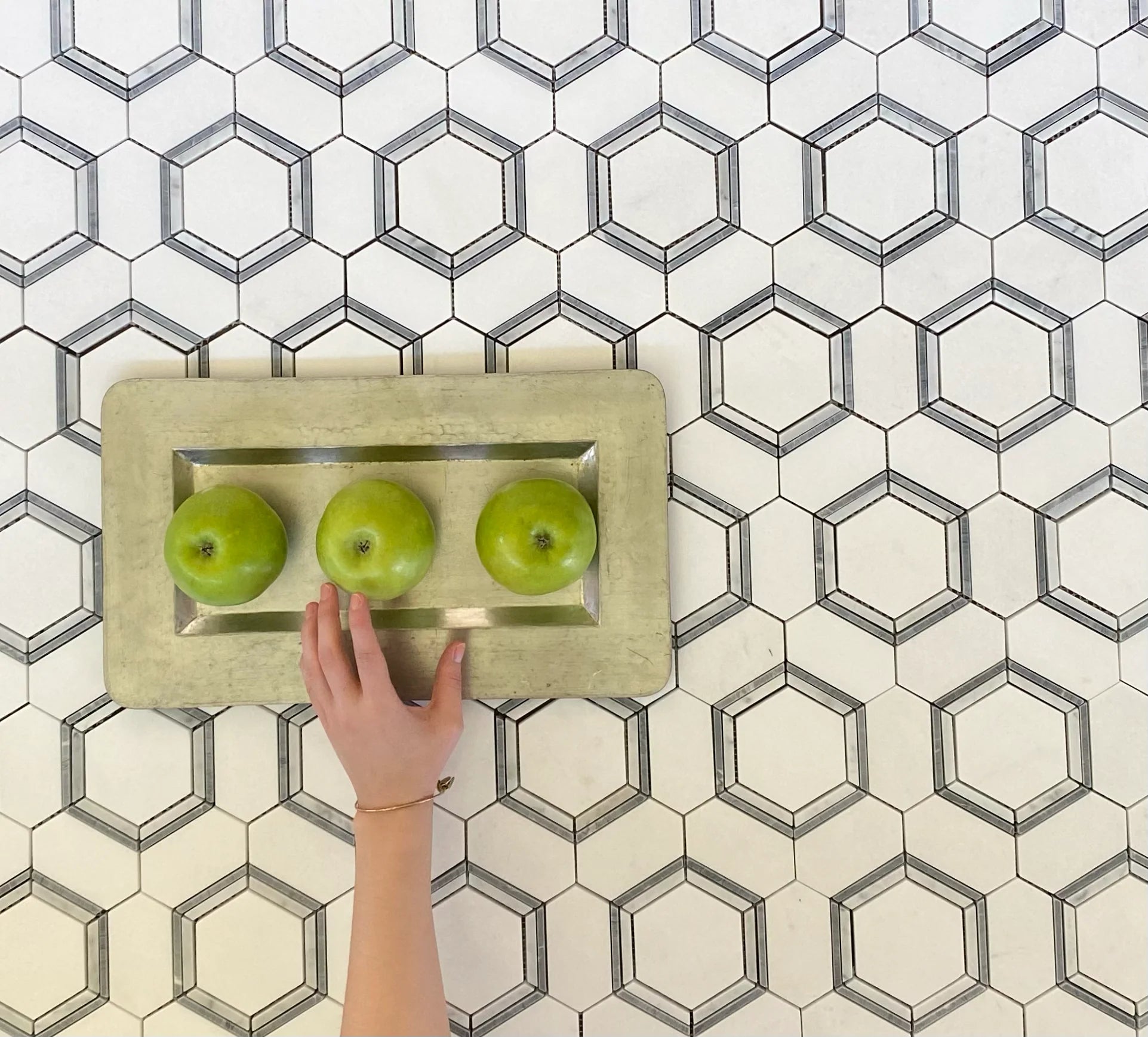 FAVO MARBLE MOSAIC POLISHED THASSOS WITH CARRARA  & GRAY