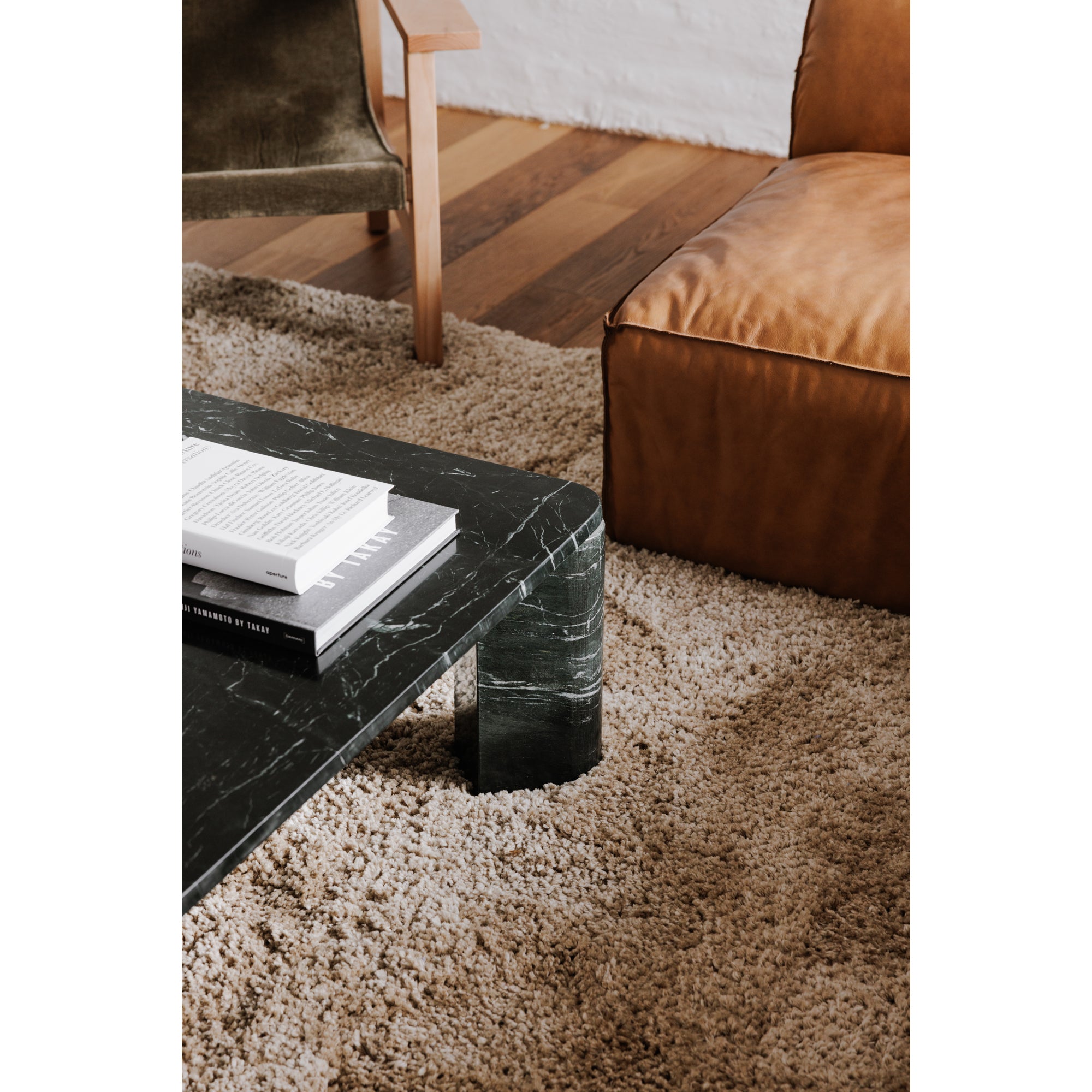Moes Segment Coffee Table Jetty Black JD-1048-02-0