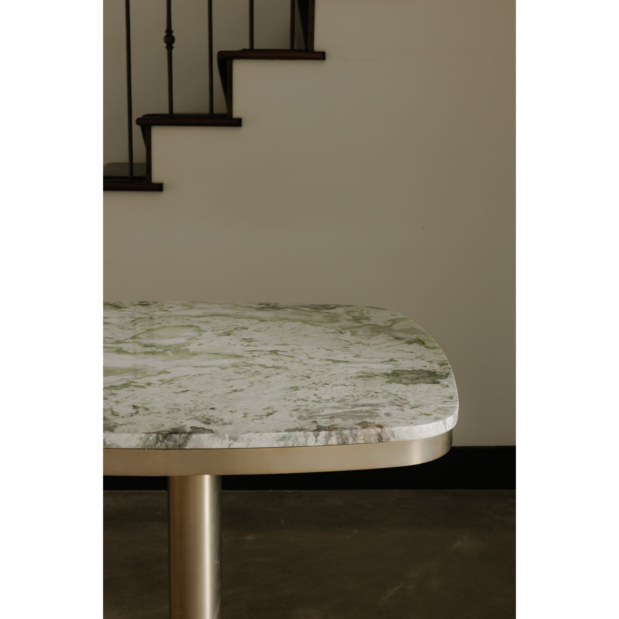 Moes Celeste Cafe Table Green Onyx Marble JD-1067-16-0