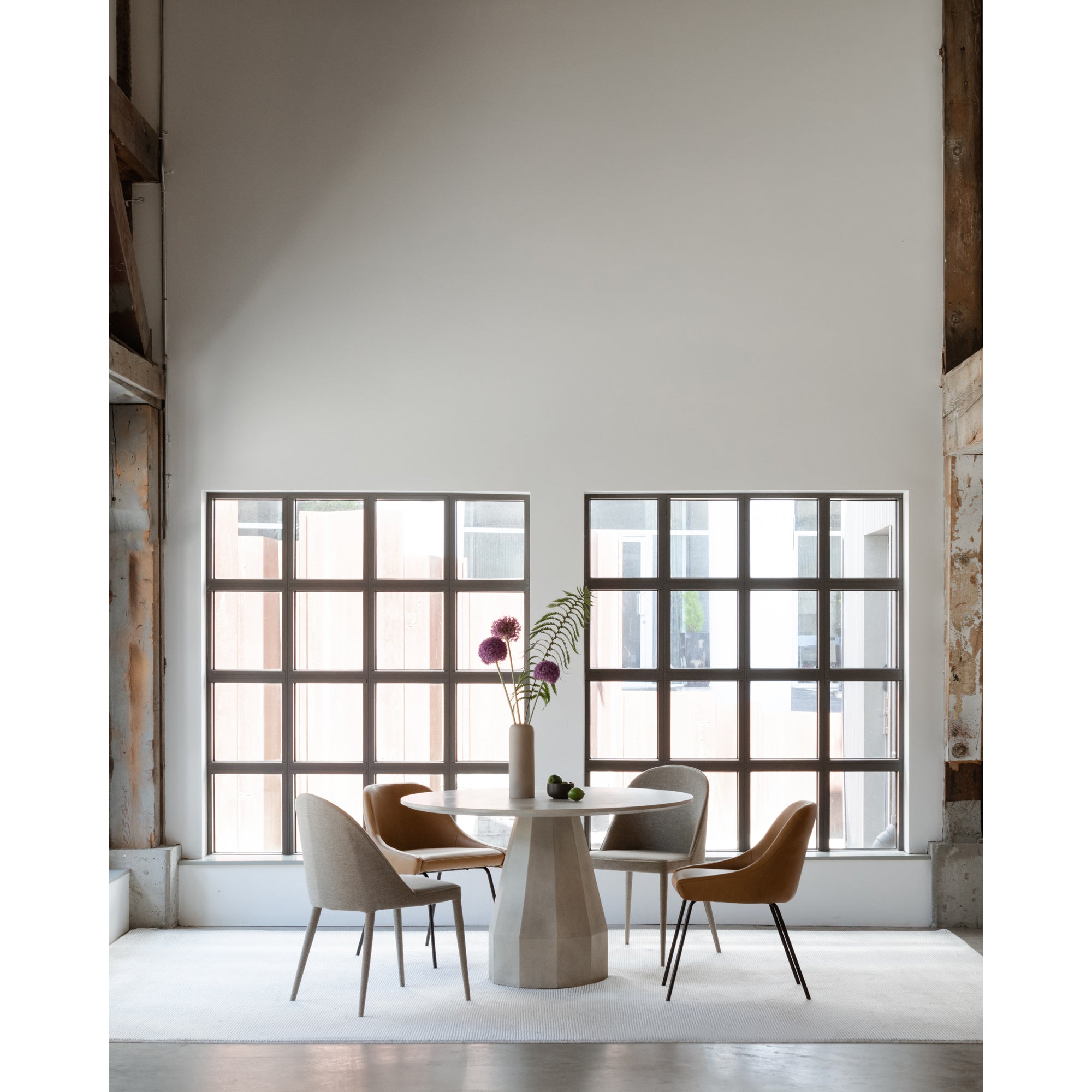 Moes Templo Outdoor Dining Table Antique White JK-1010-18-0