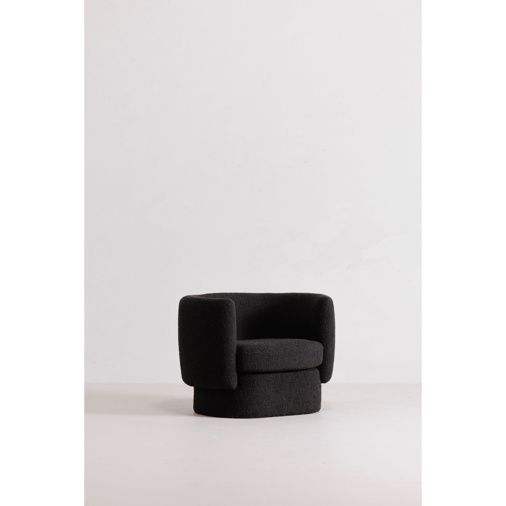 Moes Koba Chair Maya Black JM-1002-02