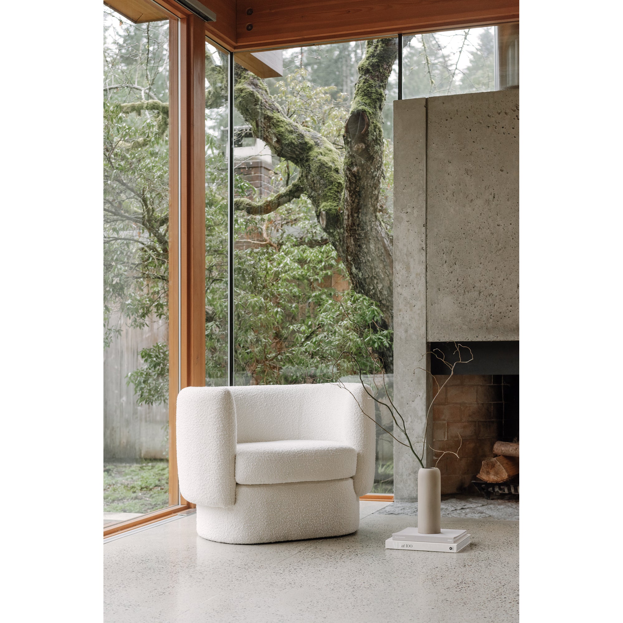 Moes Koba Chair Maya White JM-1002-18