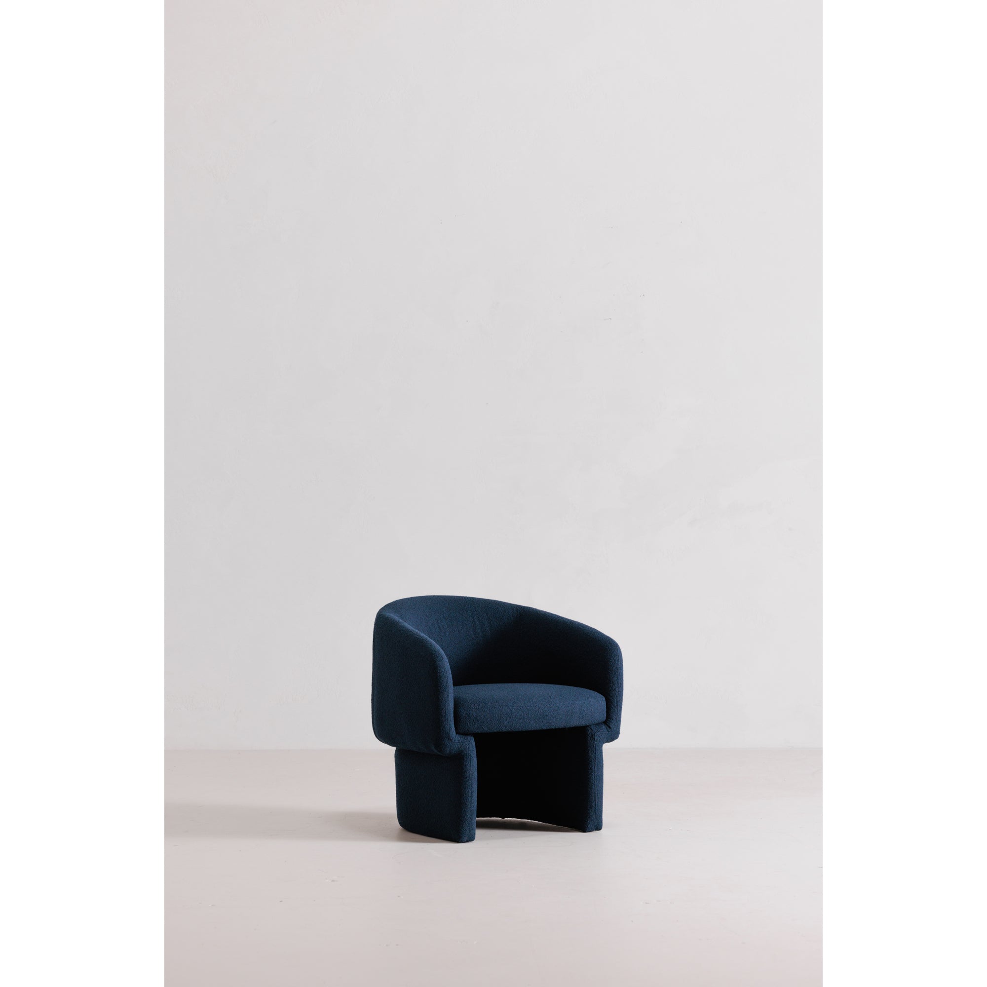 Moes Franco Chair Dark Indingo JM-1005-46