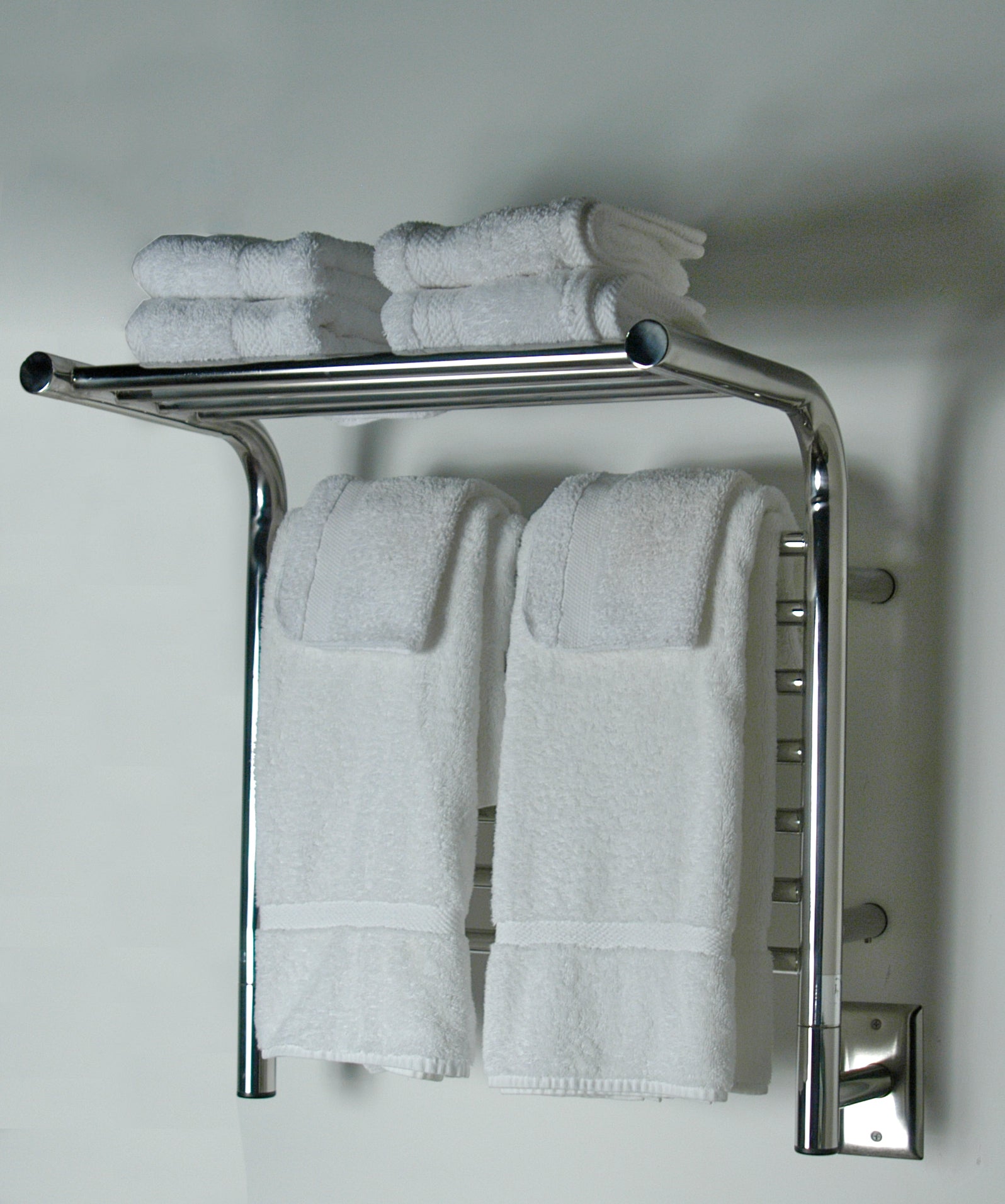 Amba Jeeves Model M Shelf 11 Bar Hardwired Towel Warmer