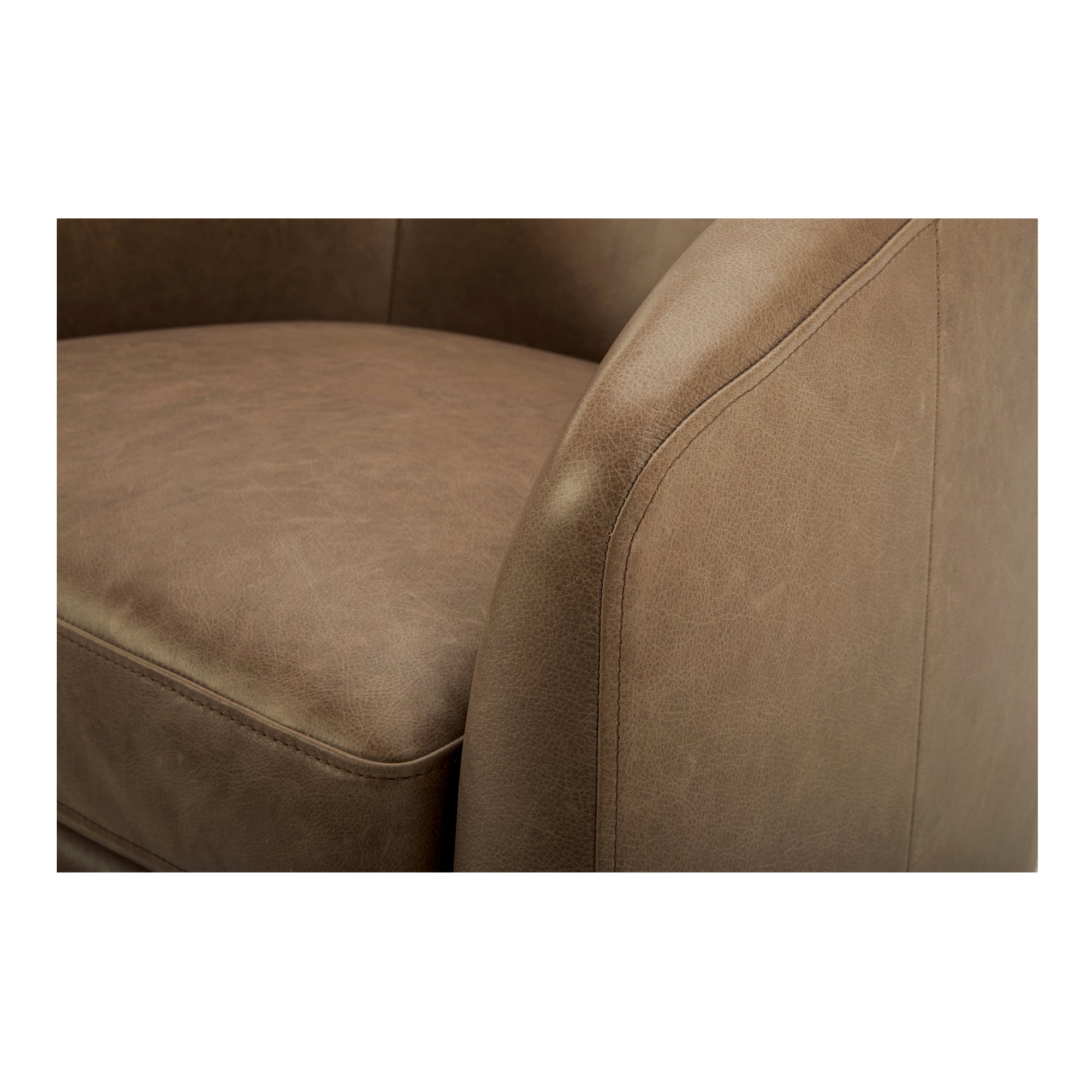 Moes Oscy Leather Swivel Chair Tan KQ-1015-40-USA
