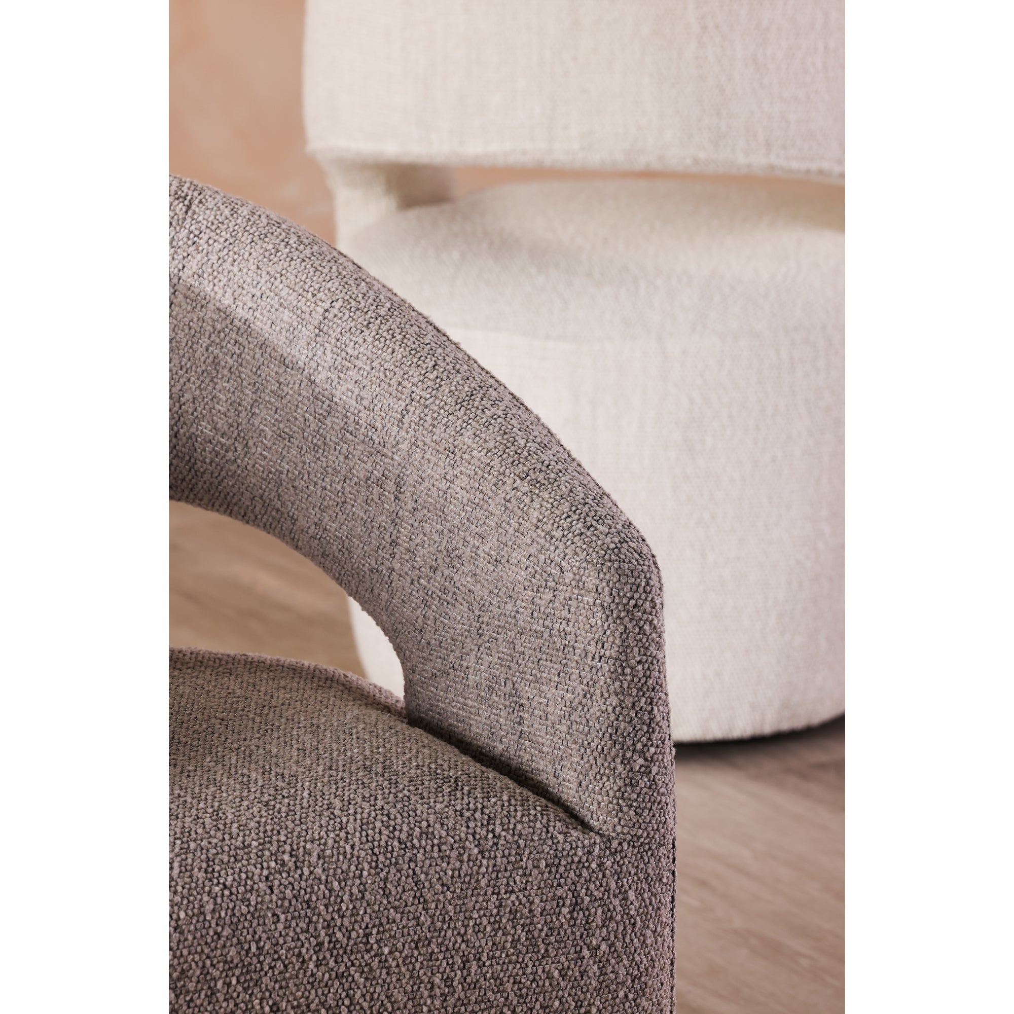 Moes Barrow Rolling Dining Chair White Mist KQ-1024-18-USA