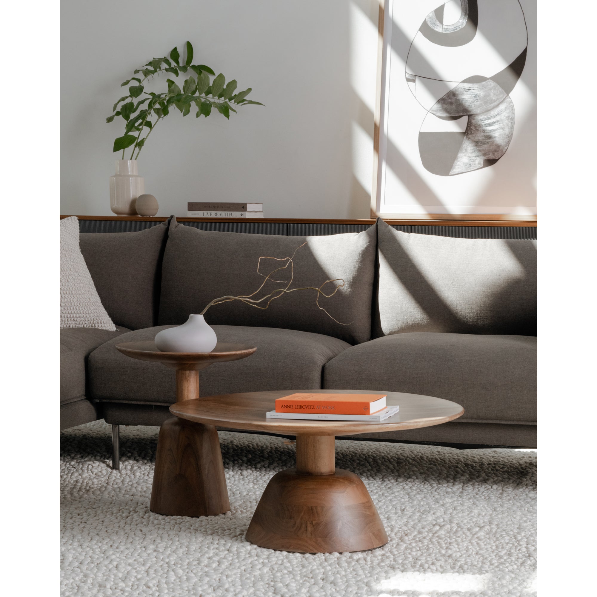 Moes Nels End Table Dark Brown KY-1014-20