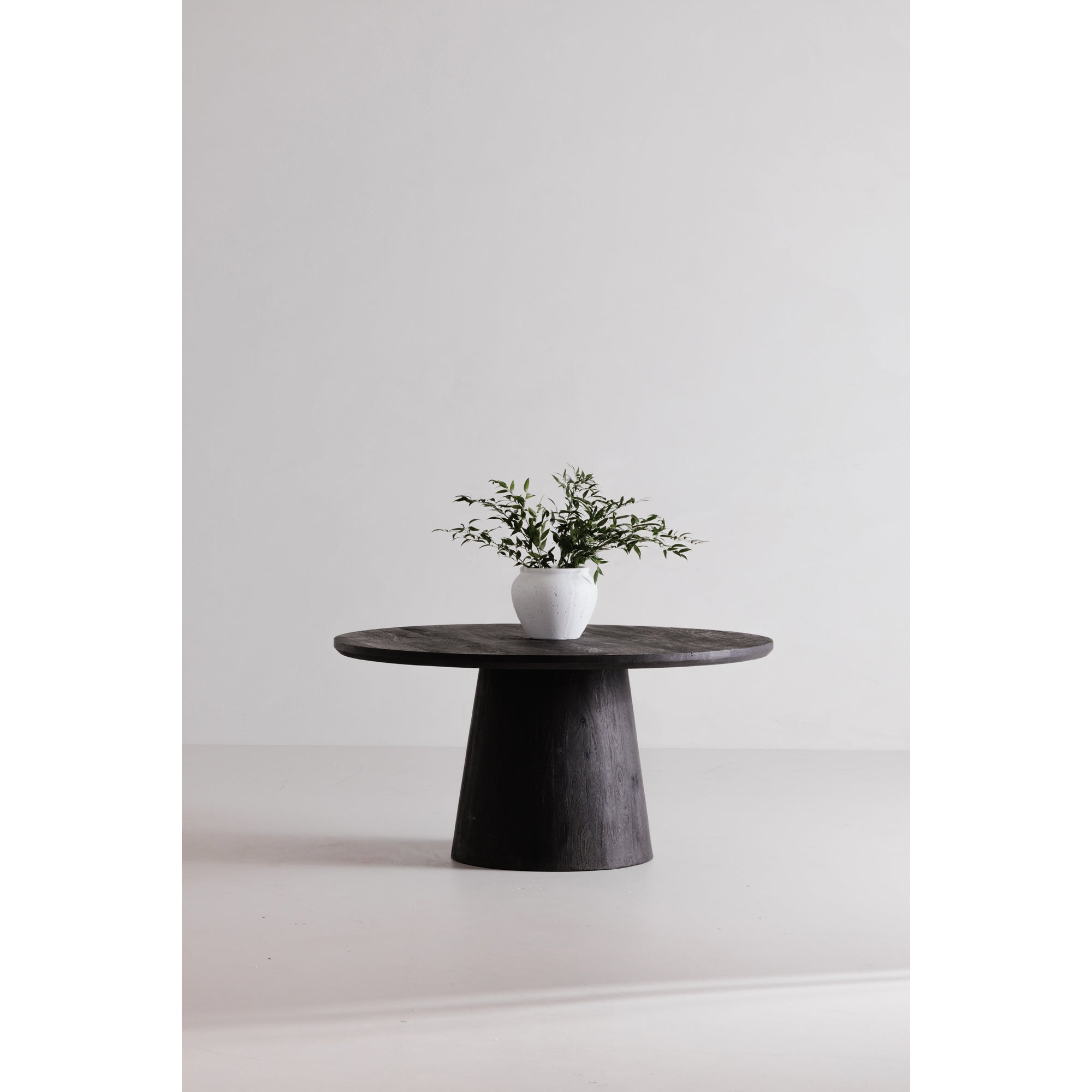 Moes Cember Dining Table Black KY-1020-02-0