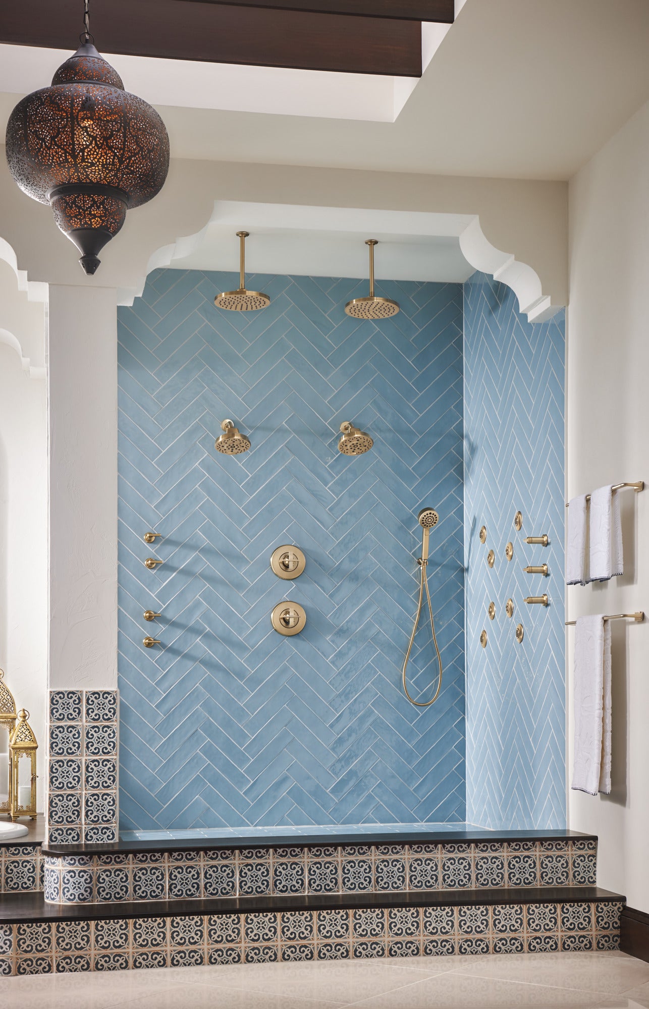 Brizo Levoir™ 24" Towel Bar