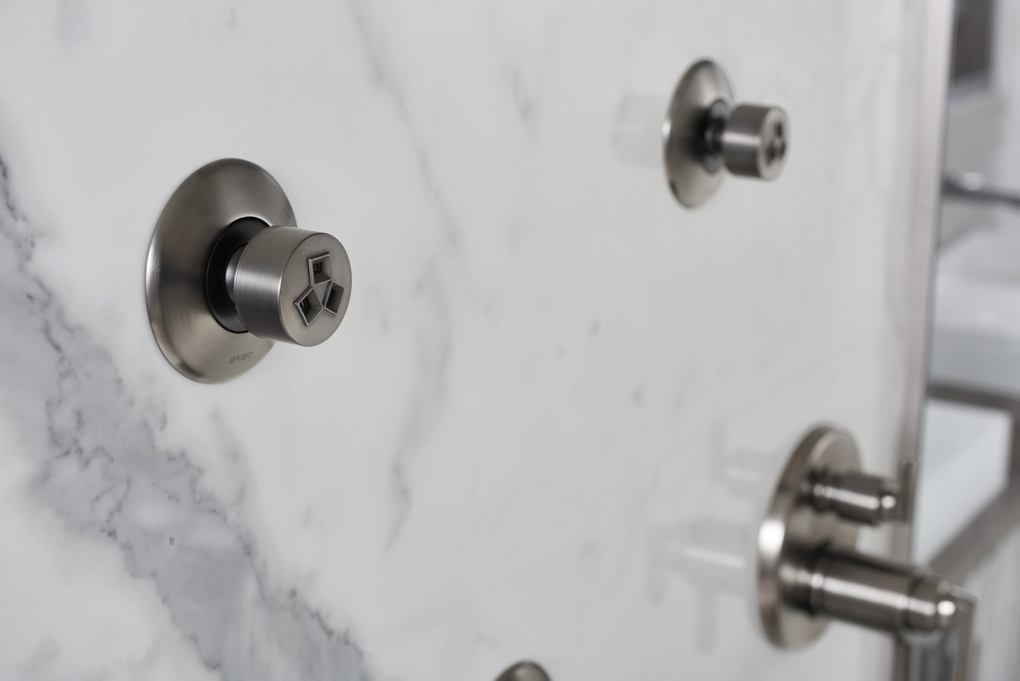 Brizo Levoir™ Tempassure® Thermostatic Valve With Integrated 6-Function Diverter Trim