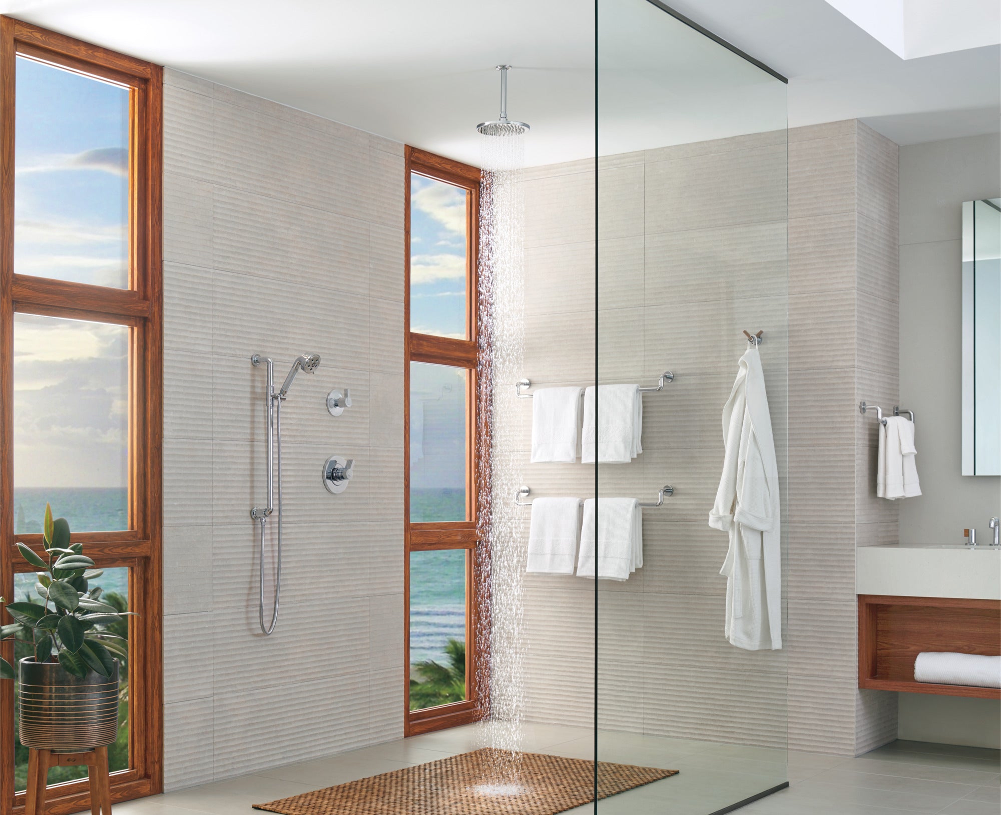 Brizo Essential™ Shower 8" Linear Round Single-Function Raincan Shower Head - 1.75 GPM