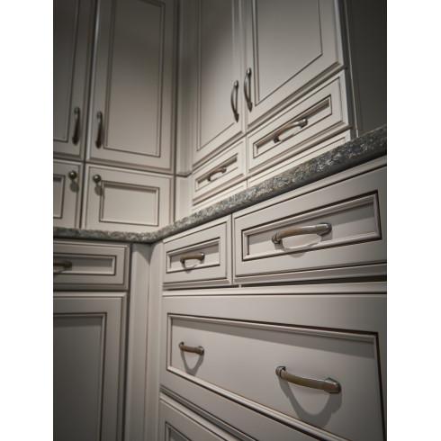 Top Knobs Asbury Buckle Pull
