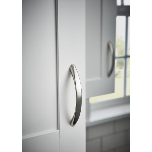 Top Knobs Nouveau Bow Pull
