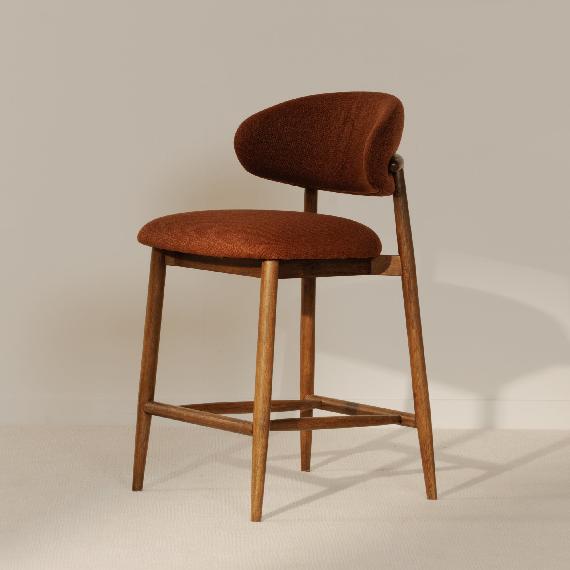 Moes Ellie Counter Stool Rust ME-1070-22