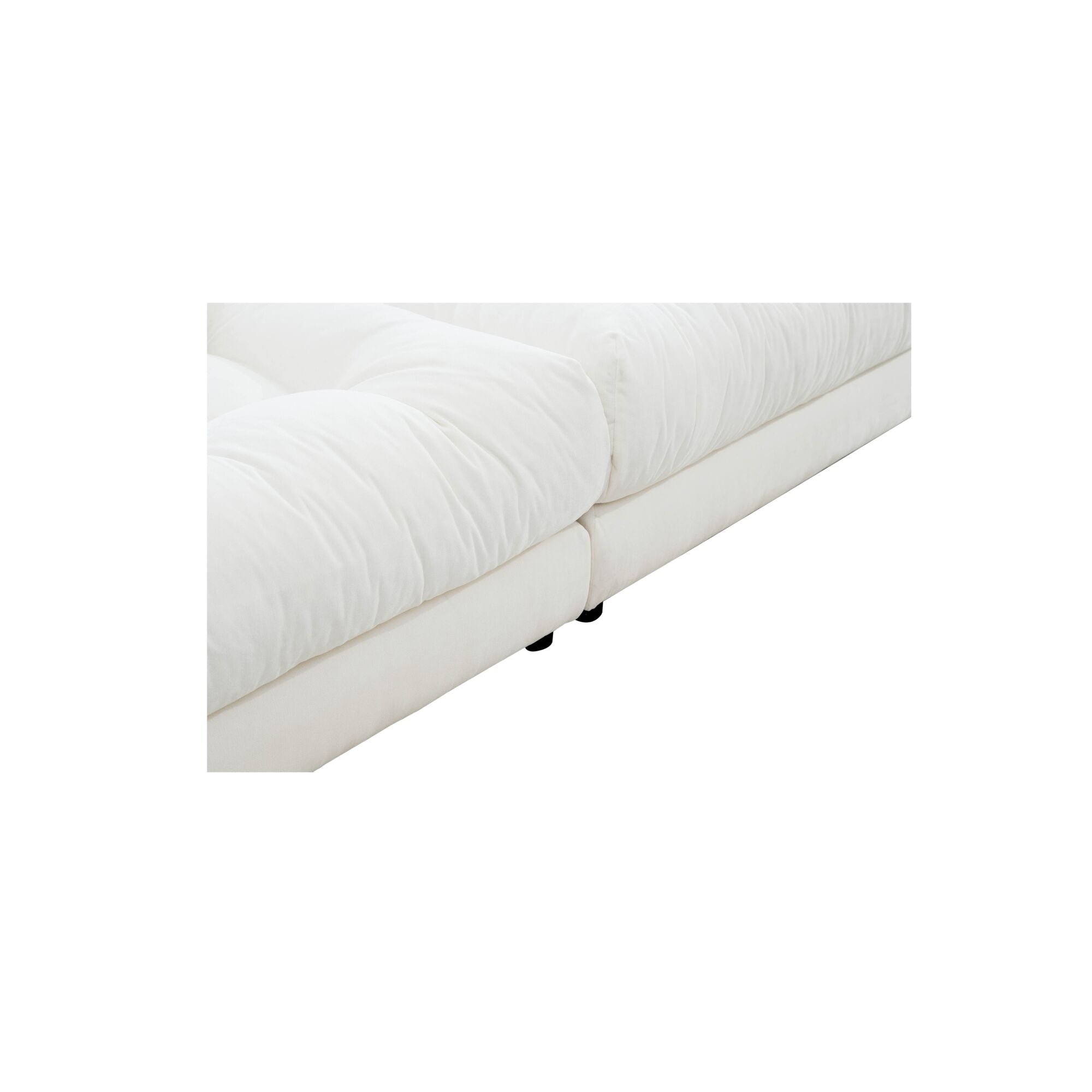 Moes Davie Sofa Warm White MO-1024-18-0