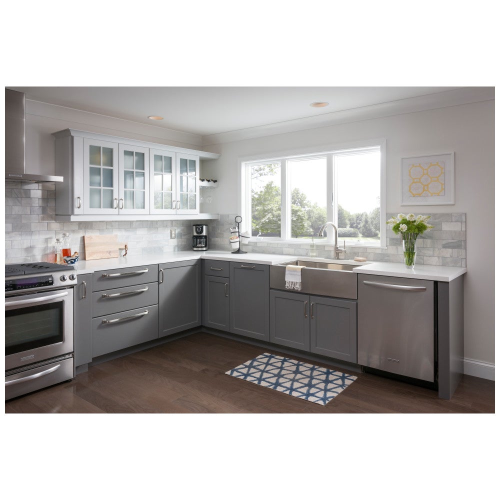 Hardware Resources 96 mm Center-to-Center Satin Nickel Belcastel 1 Cabinet Pull