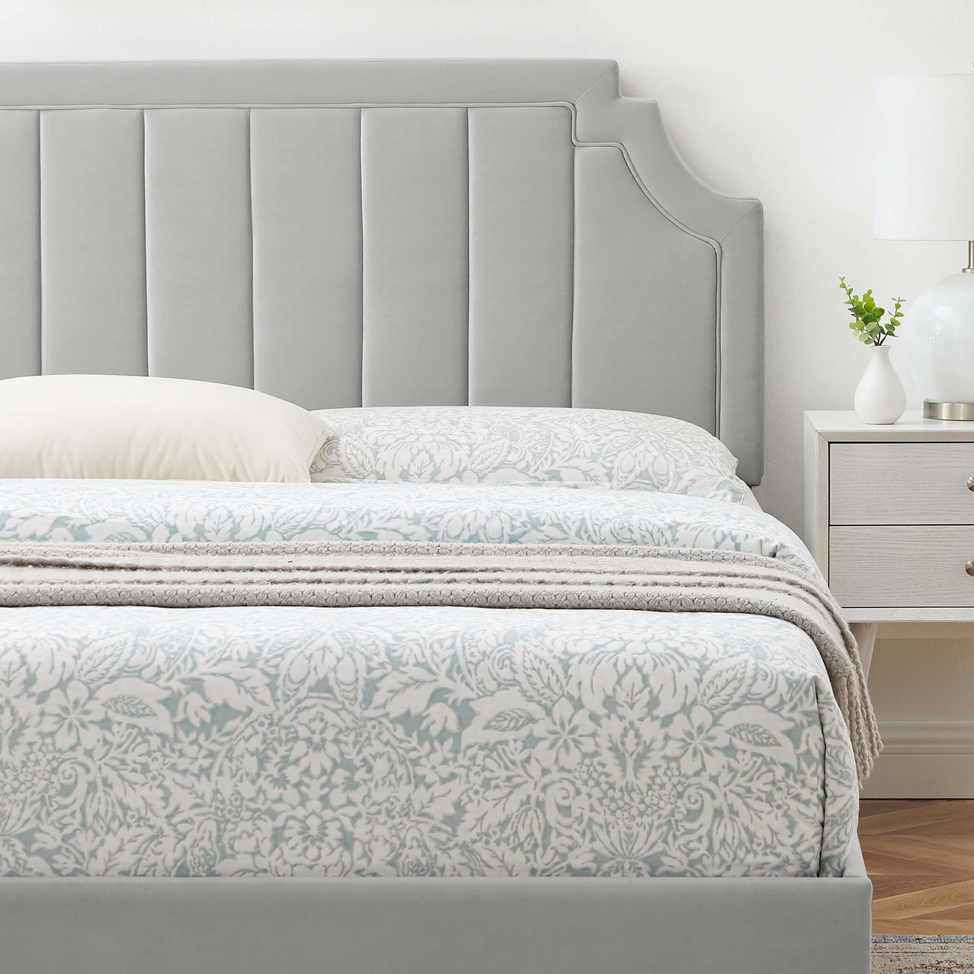 Modway Sienna Performance Velvet Twin Platform Bed