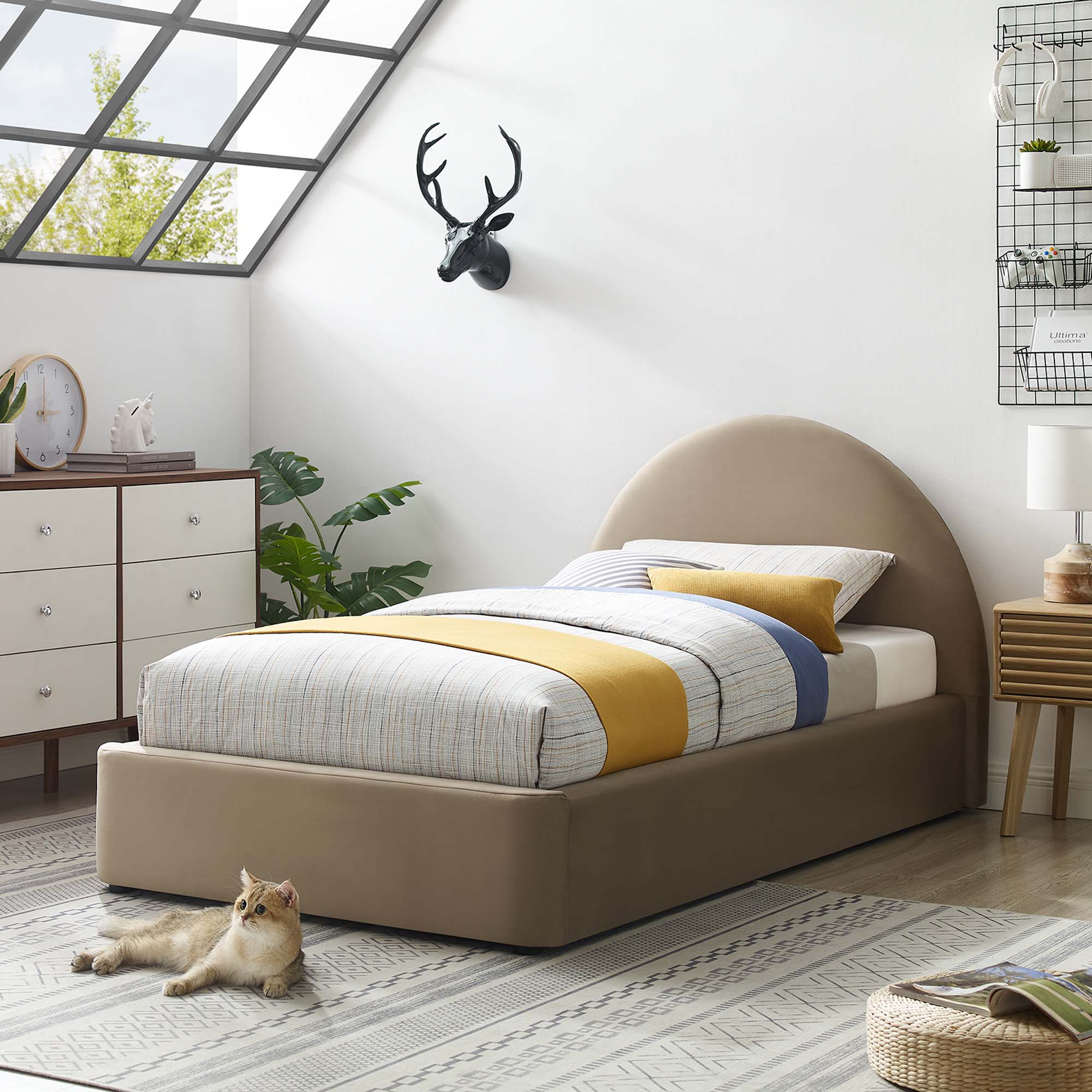 Modway Resort Performance Velvet Arched Round Twin Platform Bed