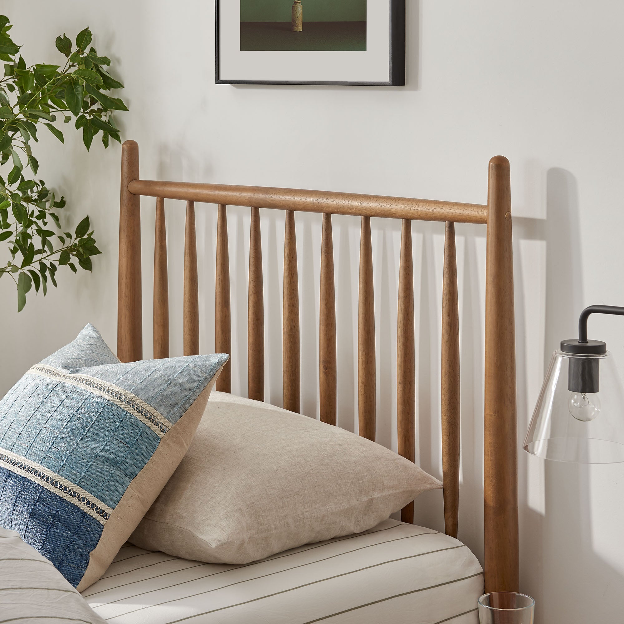Modway MOD-7301 Zane Twin Size Spindle Bed Frame