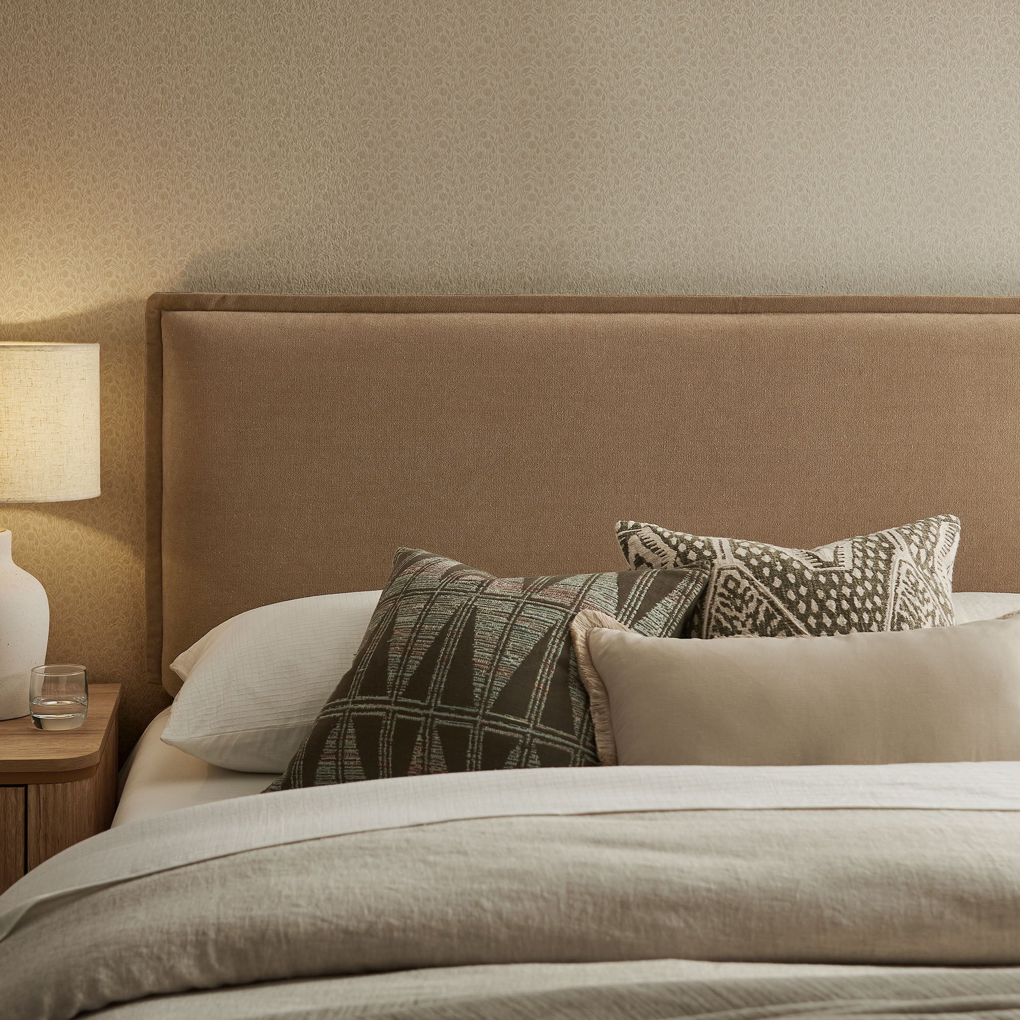 Modway MOD-7323 Camille Upholstered Linen Blend Queen Size Headboard