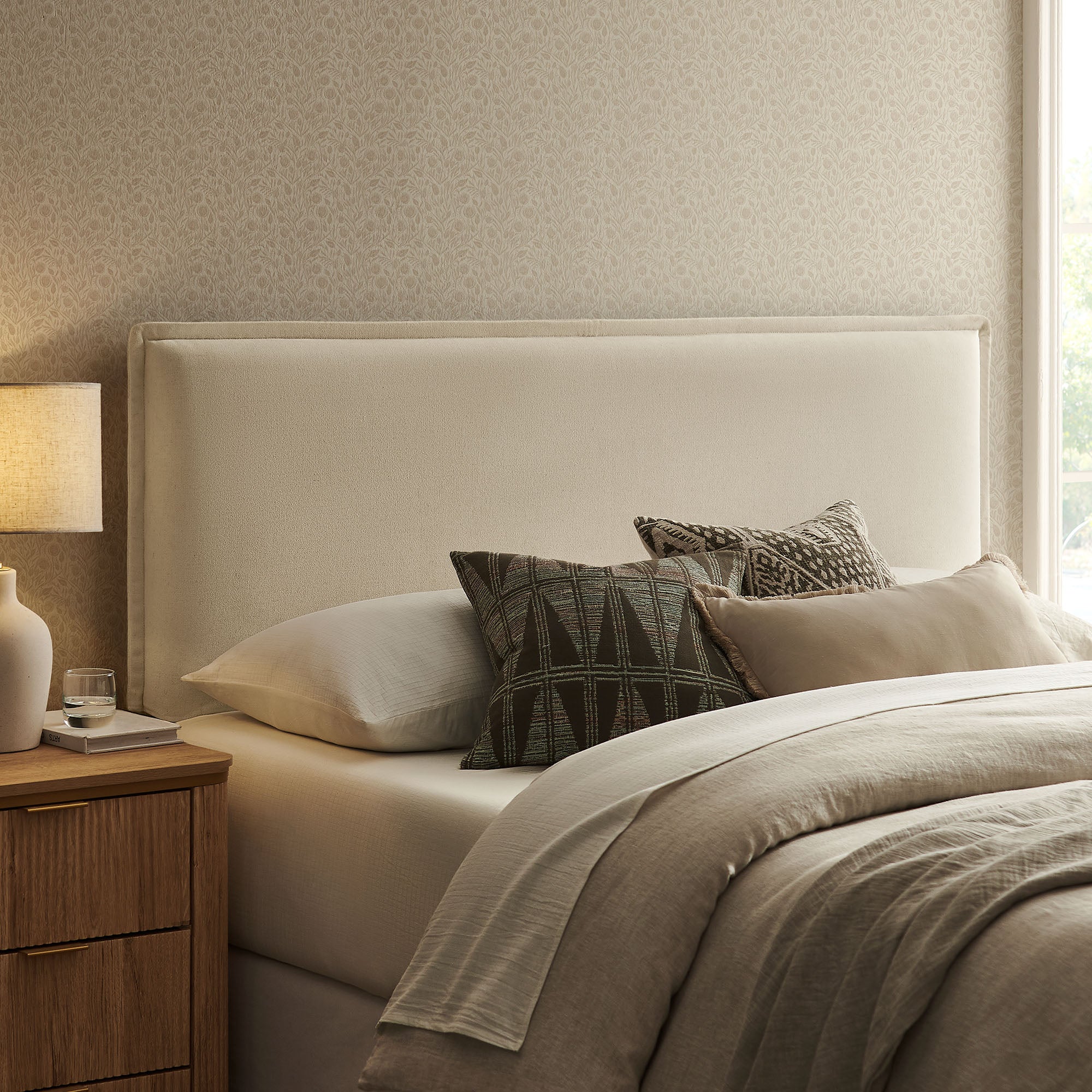 Modway MOD-7323 Camille Upholstered Linen Blend Queen Size Headboard