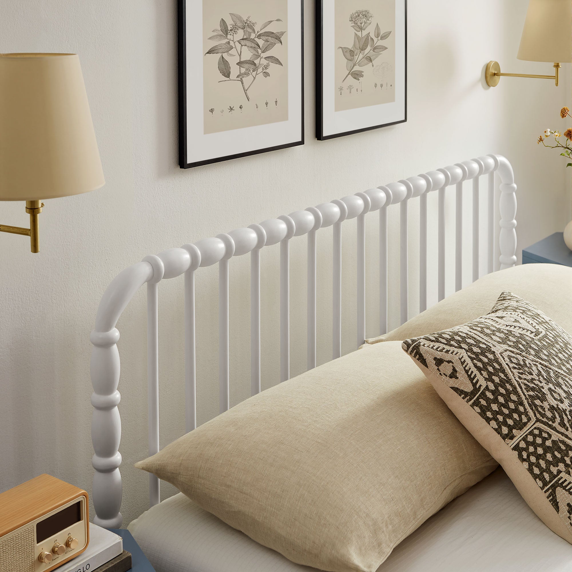 Modway Arlette Queen Size Wood Spindle Bed Frame MOD-7361