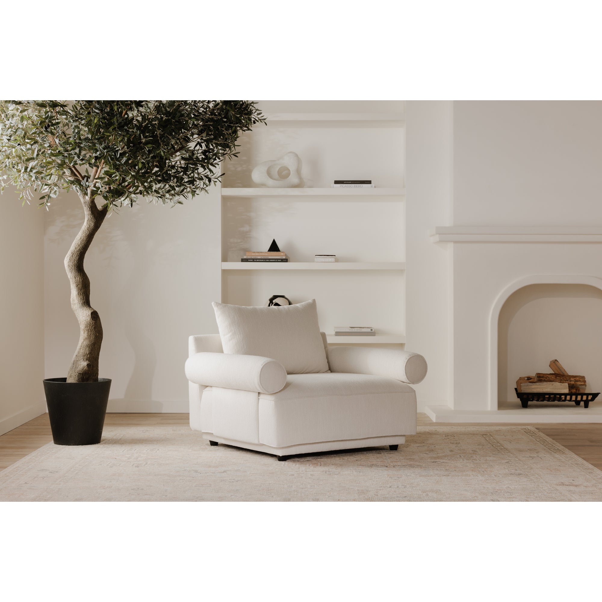 Moes Rosello Armchair White OA-1007-18