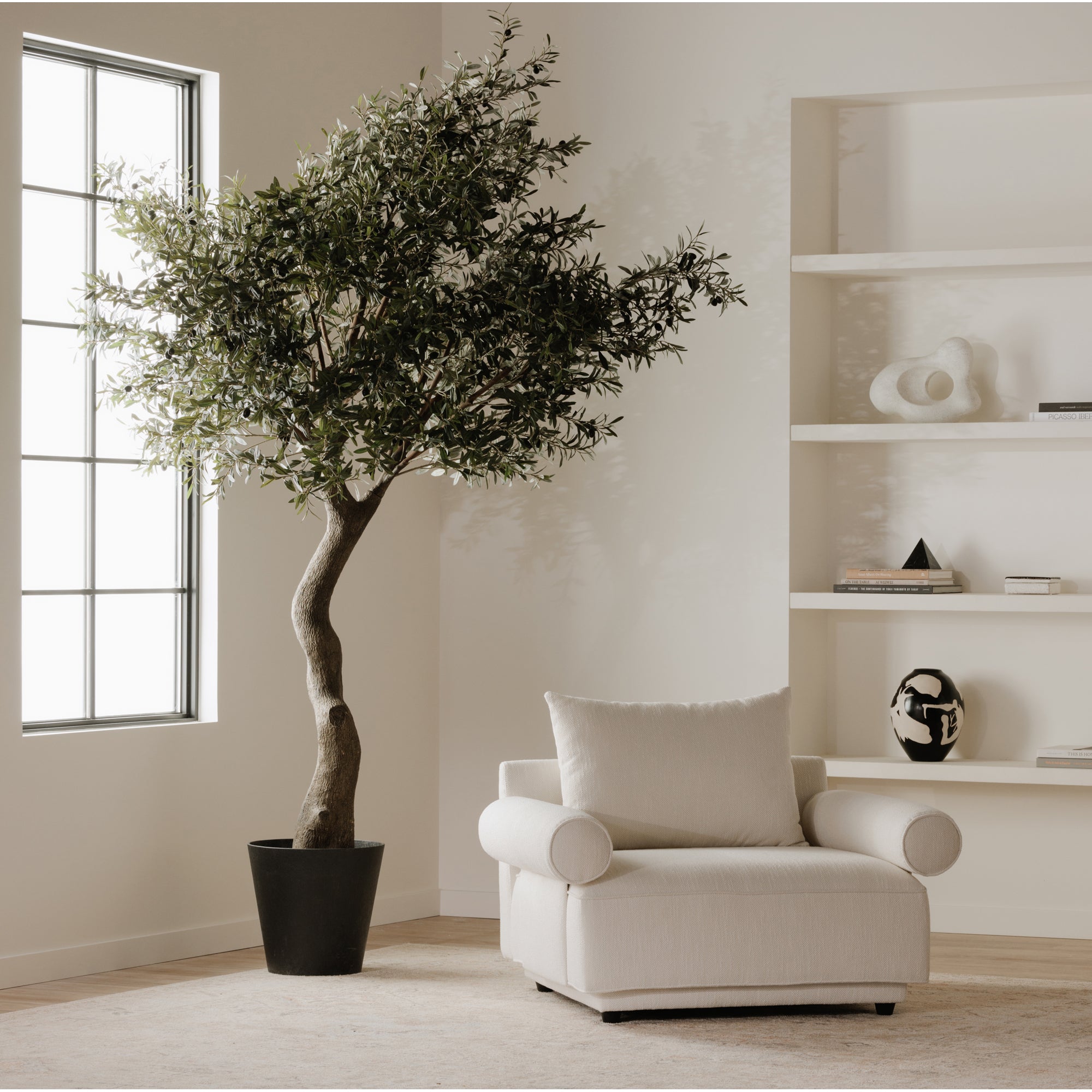 Moes Rosello Armchair White OA-1007-18