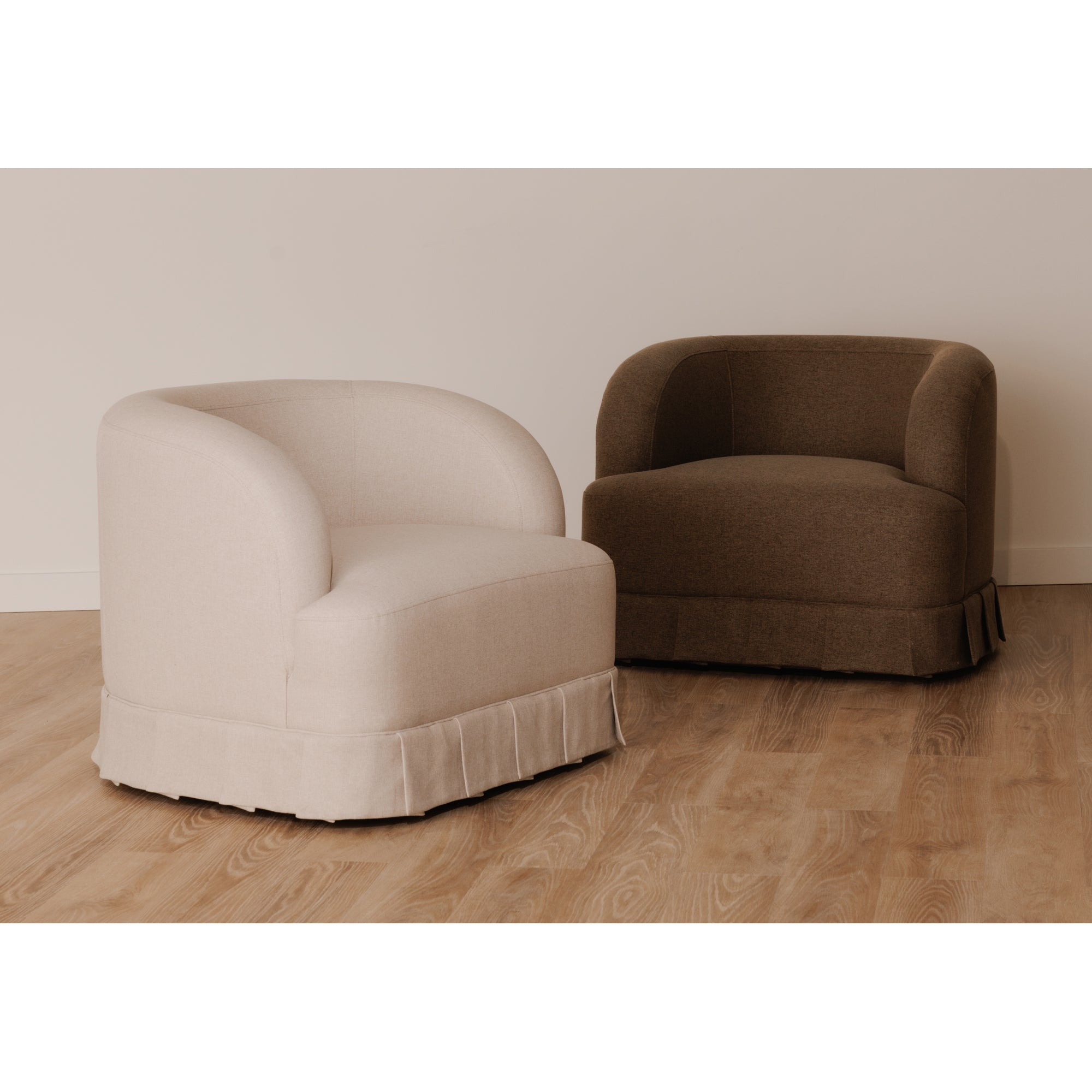 Moes Maren Swivel Chair Beige OA-1013-34