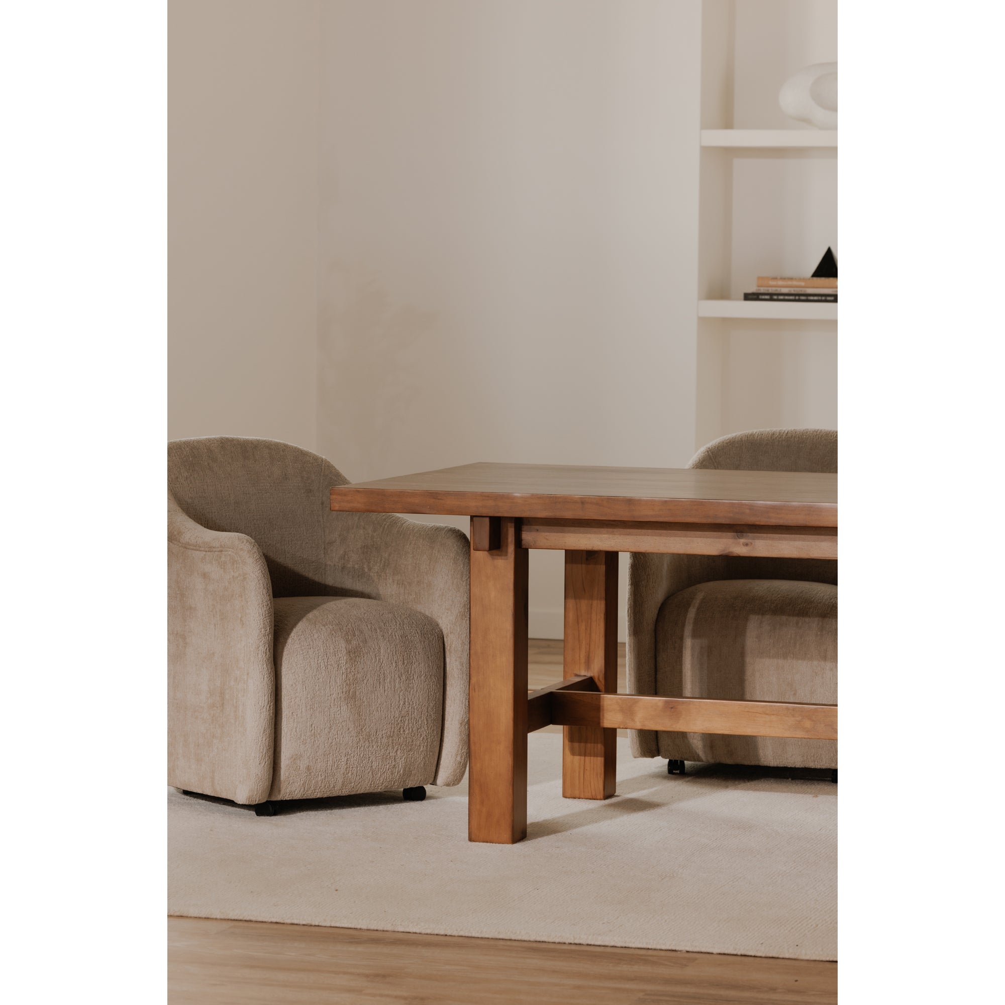 Moes Drava Rolling Dining Chair Beige OA-1034-34