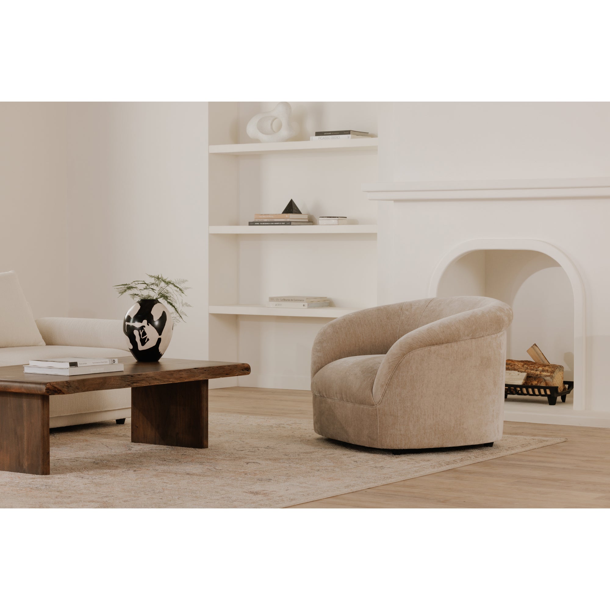 Moes Thora Lounge Chair Beige OA-1039-34