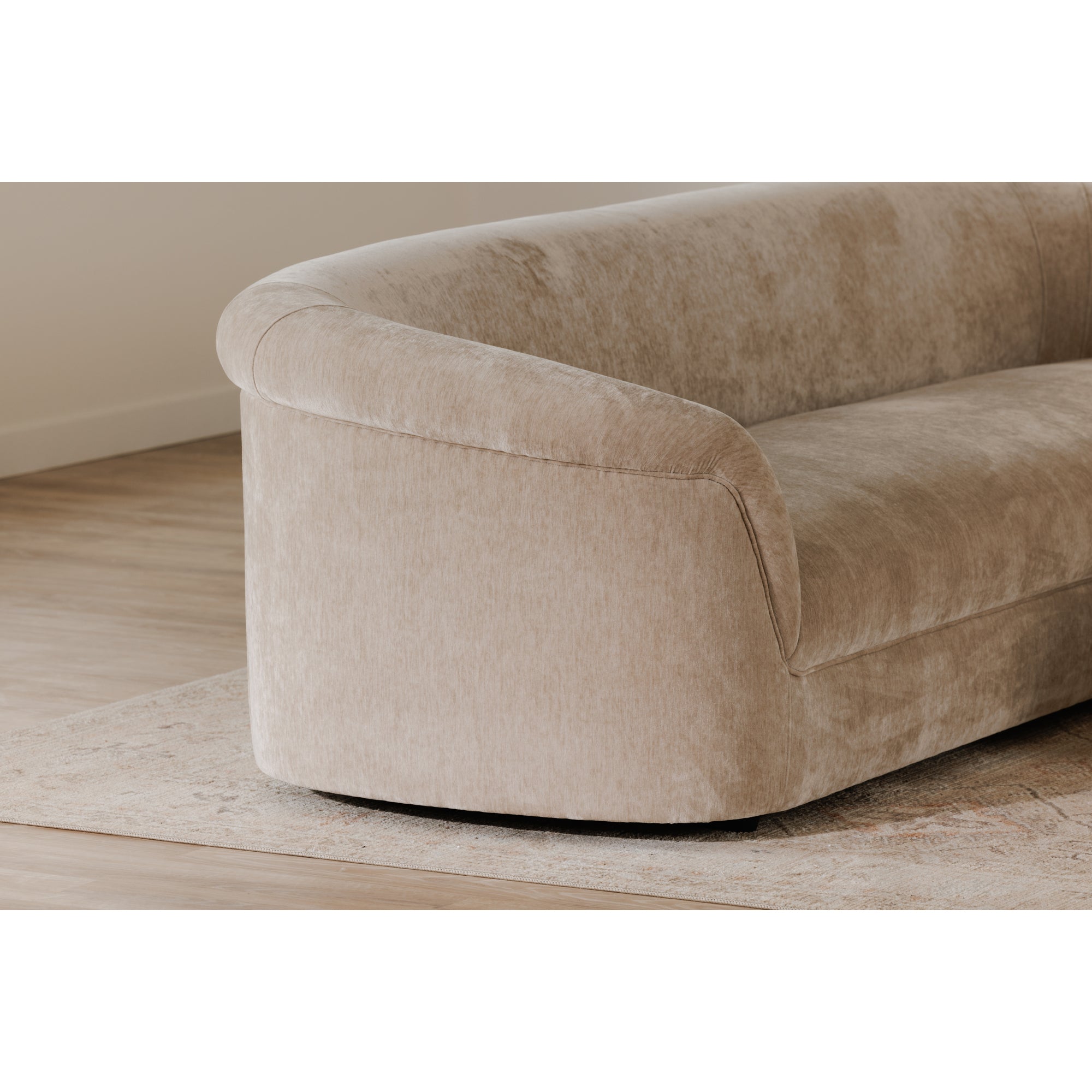Moes Thora Sofa Beige OA-1040-34