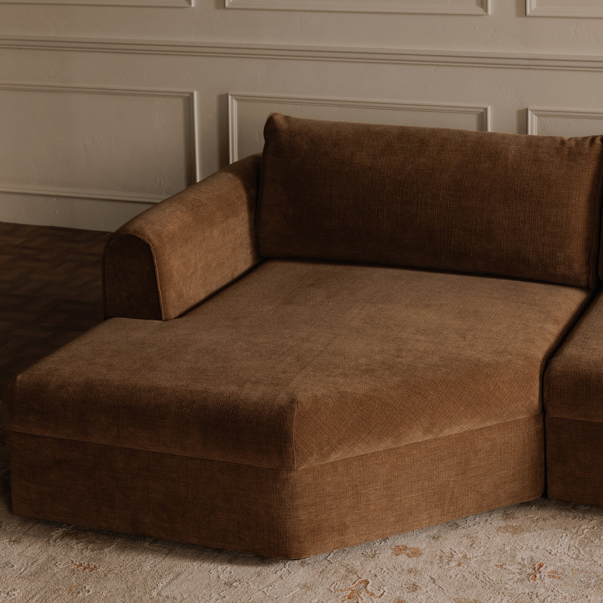 Moes Madrid Left Sectional Taupe OA-1058-39-L-0
