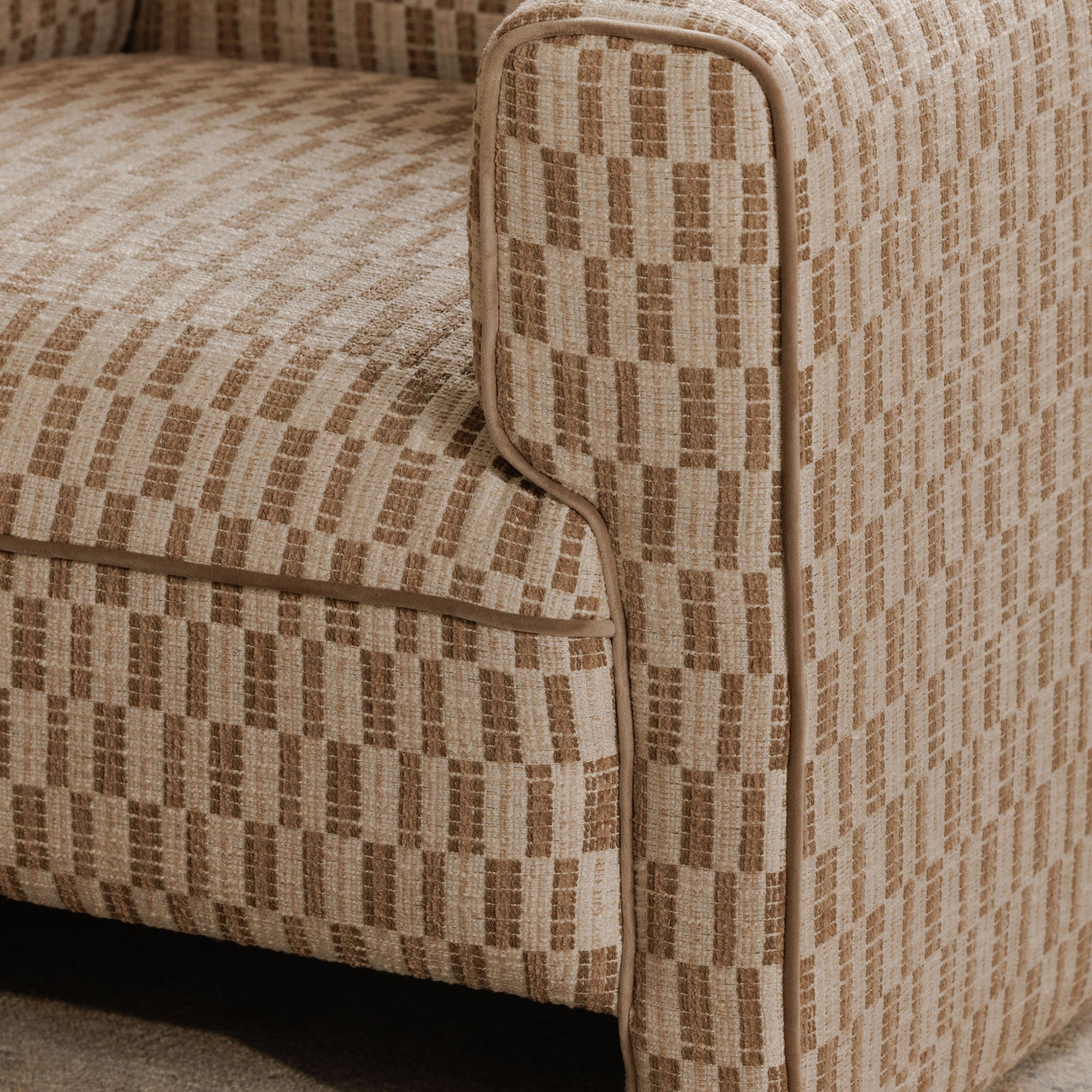 Moes Leo Accent Chair Taupe OA-1059-39