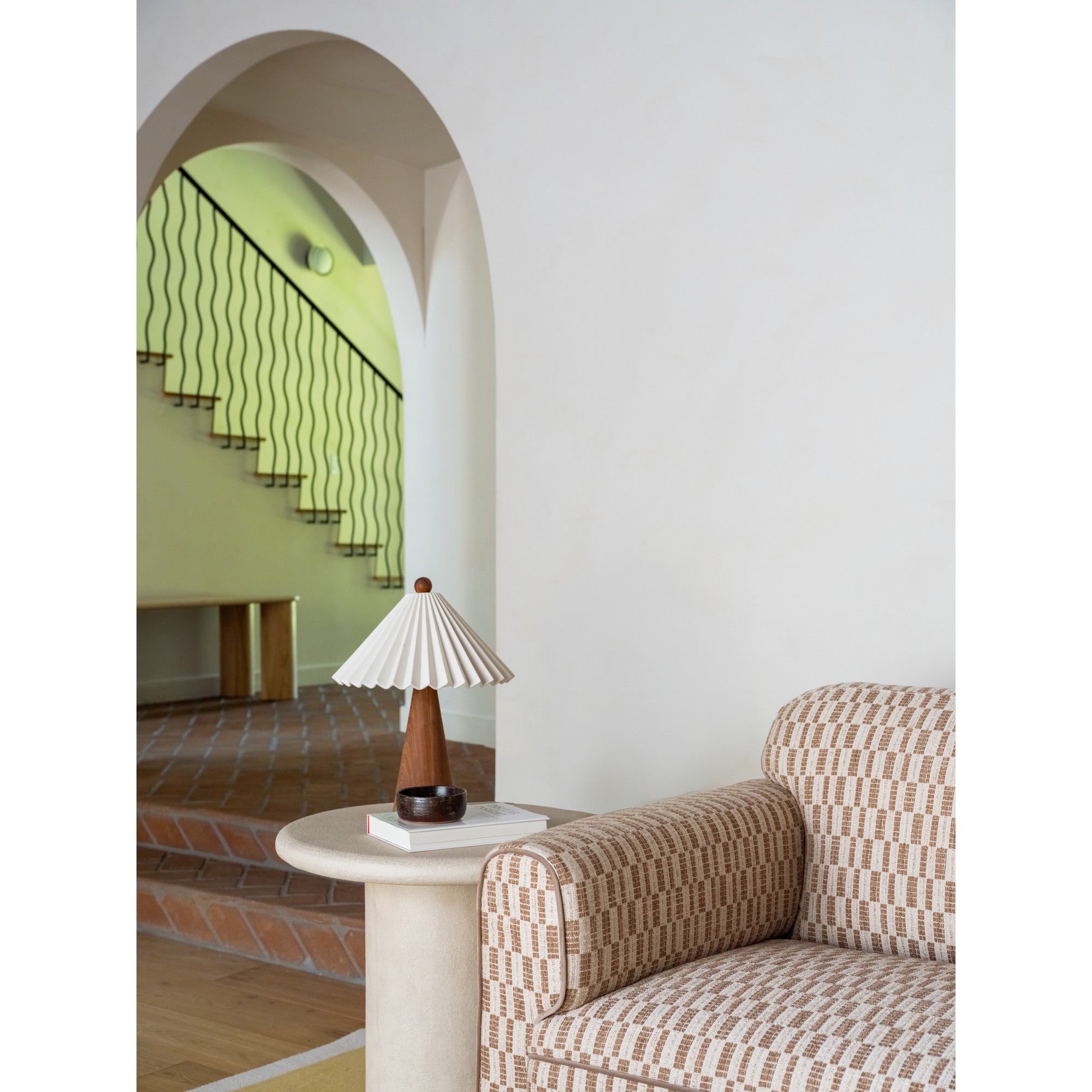 Moes Leo Sofa Taupe OA-1076-39