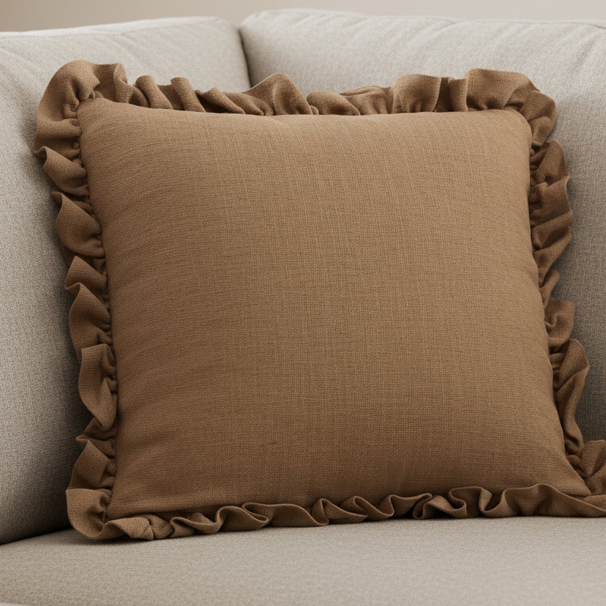 Moes Betty 20 Inch Cushion Ginger OA-1110-23