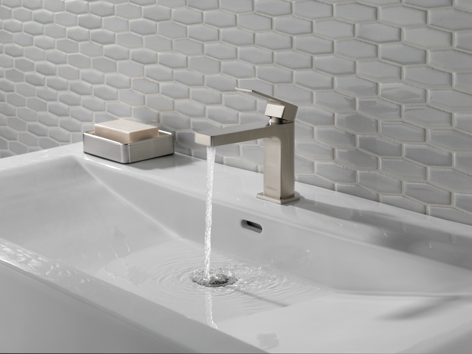 Peerless Xander® Single Handle Bathroom Less P/U