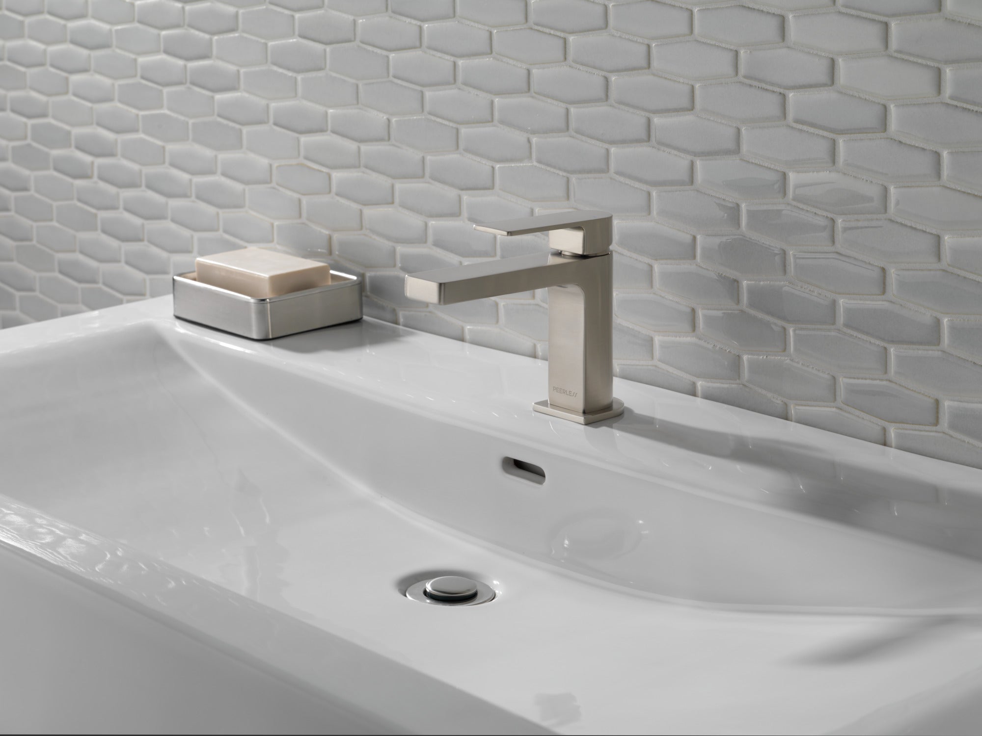Peerless Xander® Single Handle Bathroom Less P/U