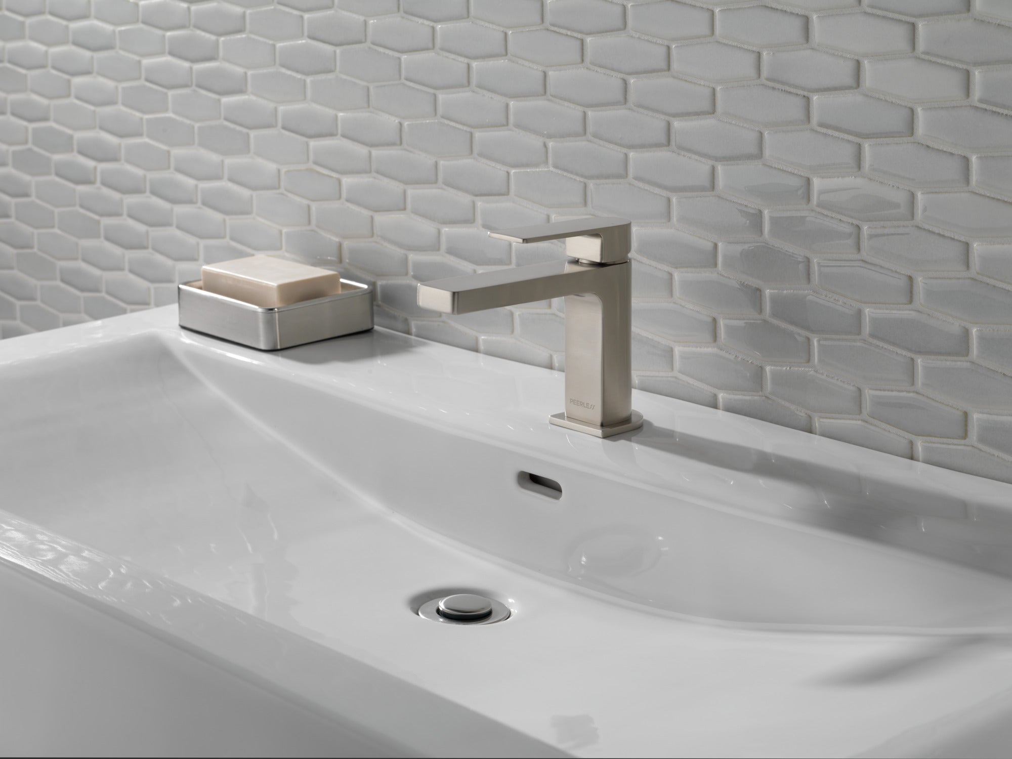 Peerless Xander® Single Handle Bathroom