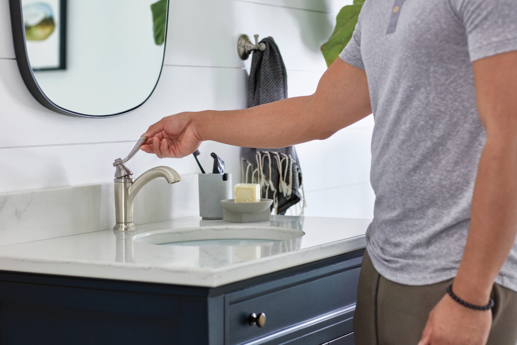 Peerless Elmhurst® Single-Handle Bath Faucet