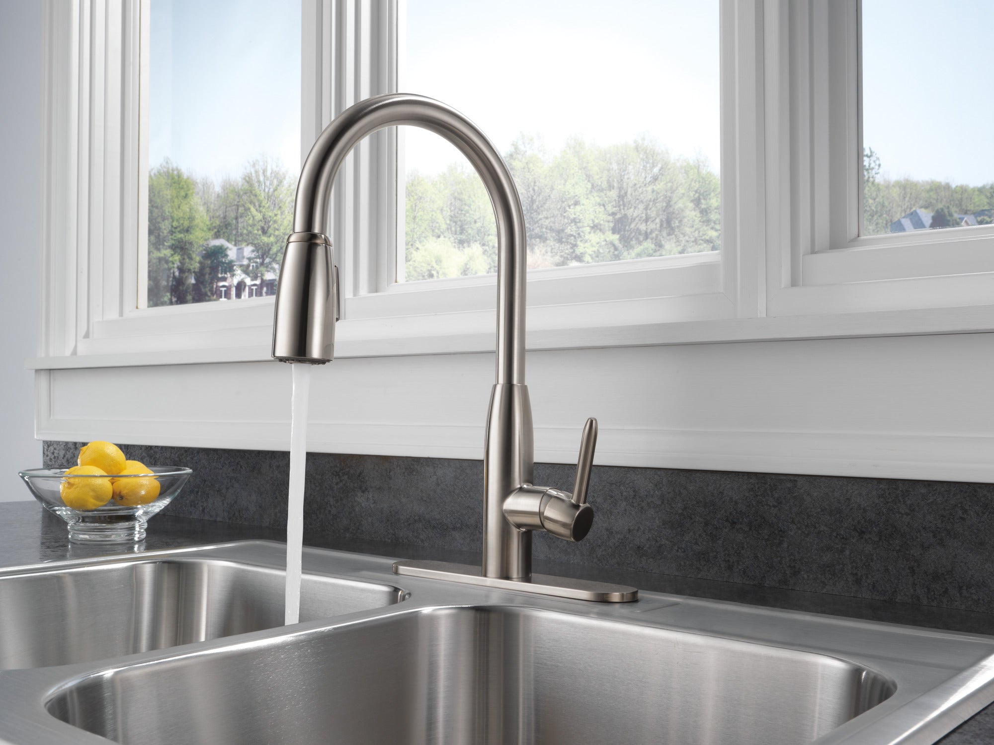 Peerless Core Single Handle Kitchen Pull-Down