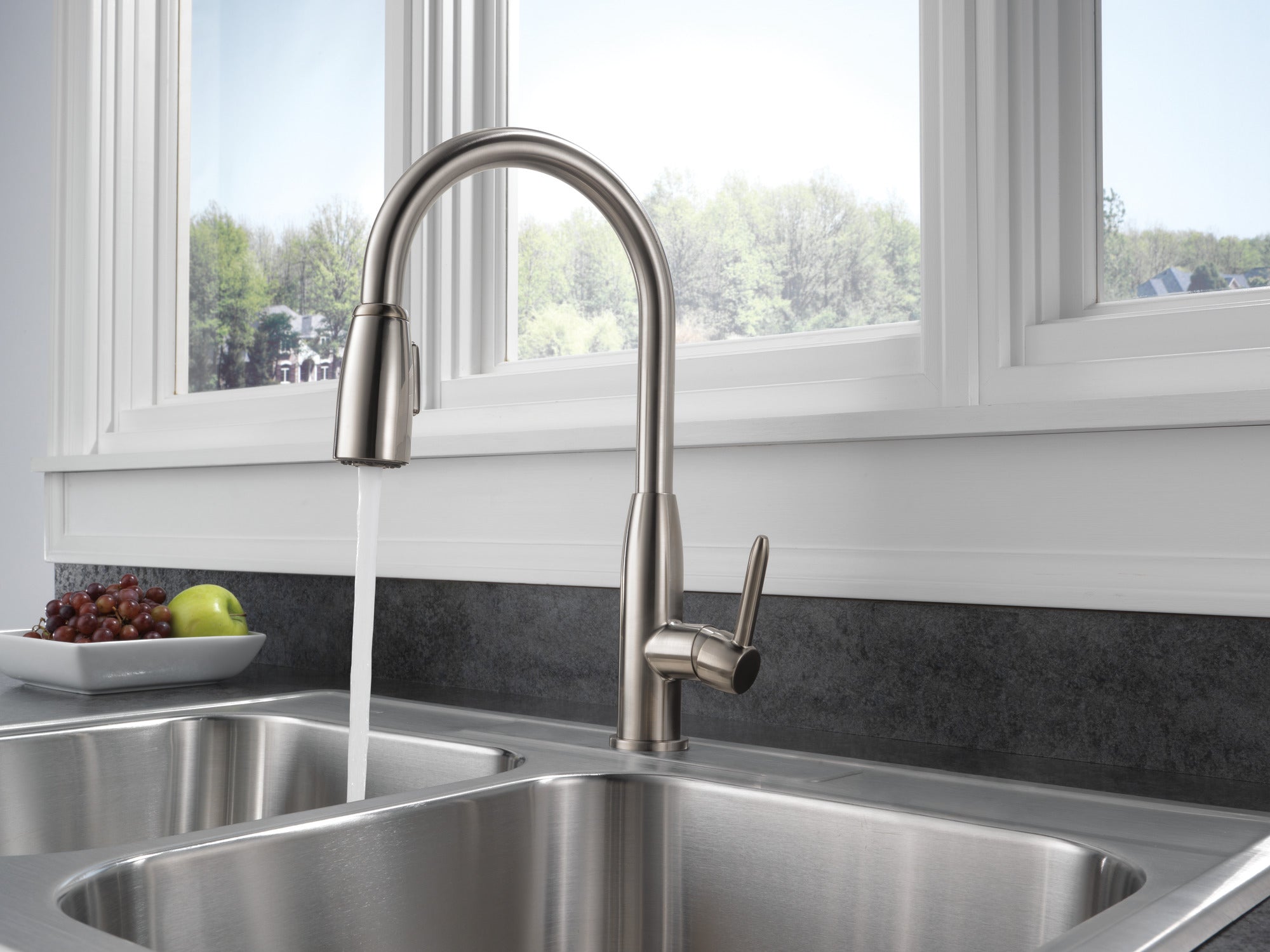 Peerless Core Single Handle Kitchen Pull-Down