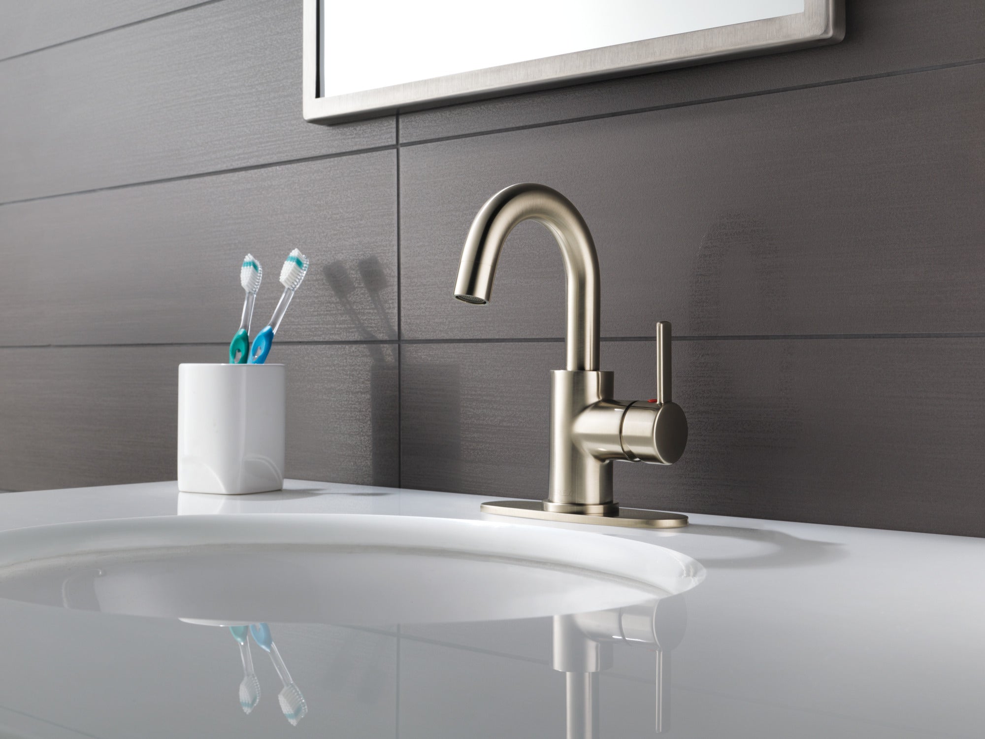 Peerless Precept® Single Handle Centerset Bathroom Faucet