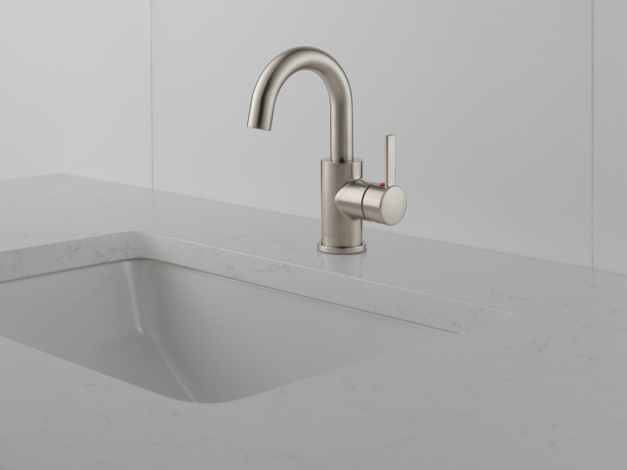 Peerless Precept® Single Handle Centerset Bathroom Faucet